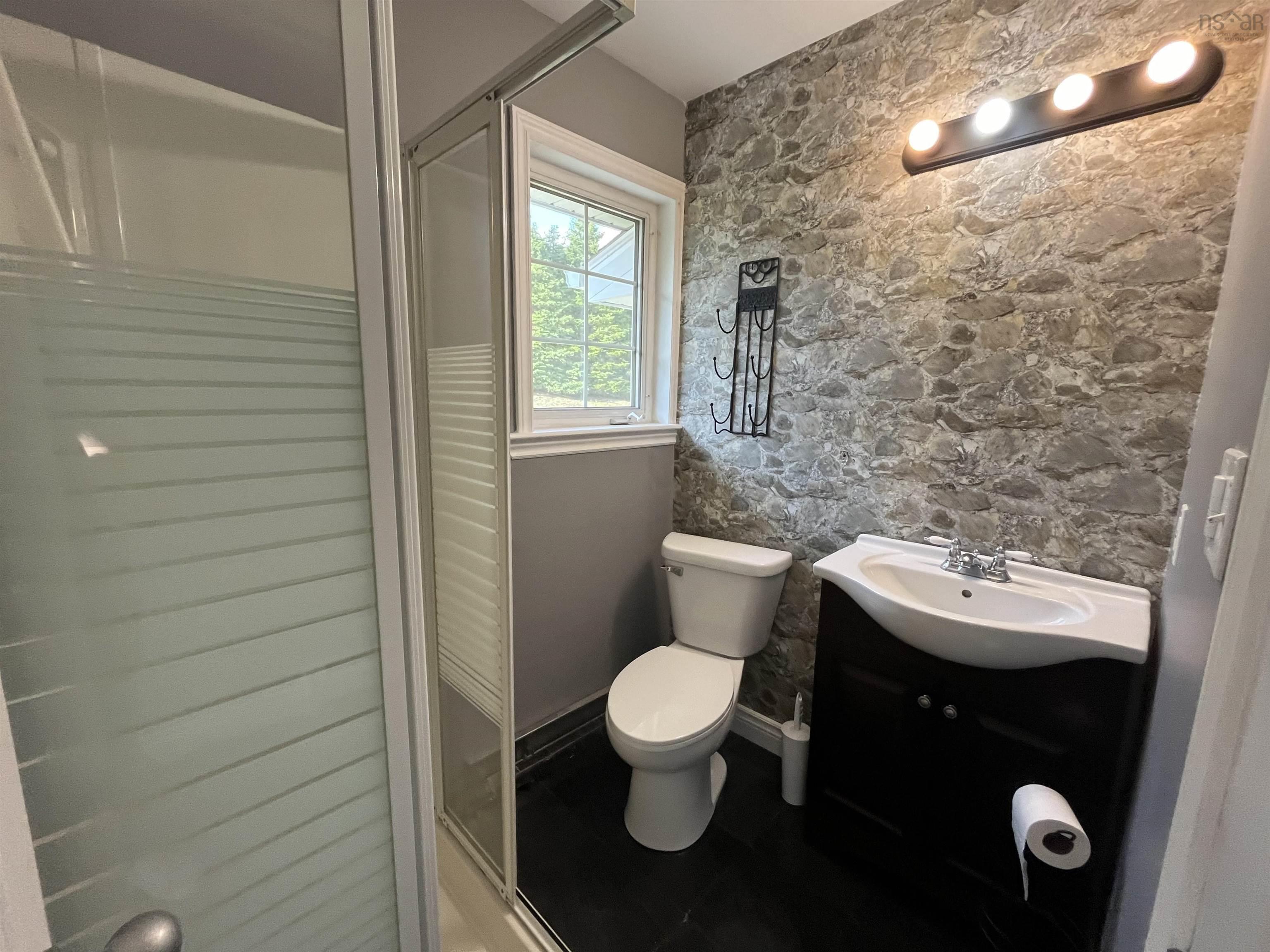 $499,900.00: 40 Brady Drive, Groves Point