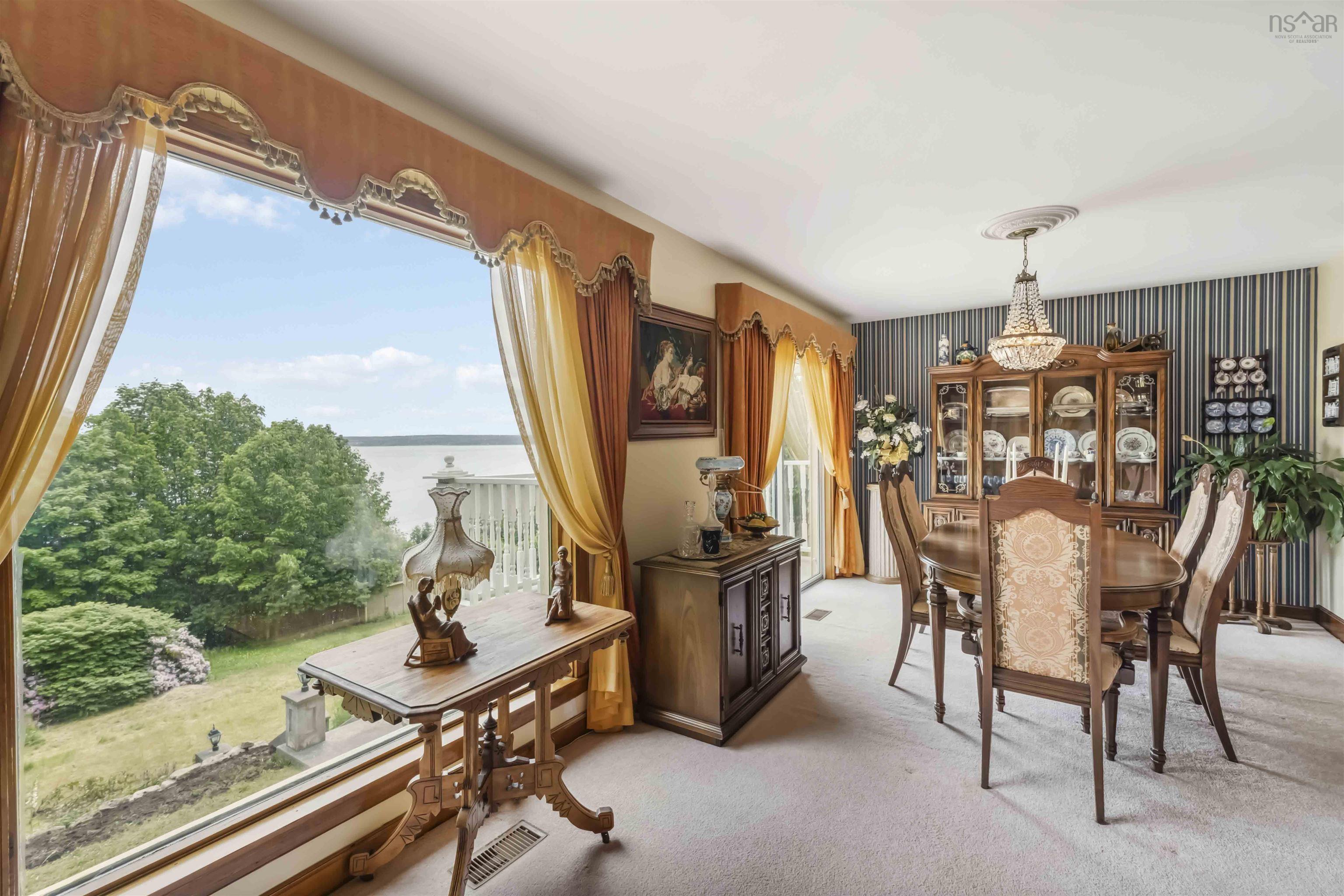 $900,400.00: 24 Annavista Heights, Bay View