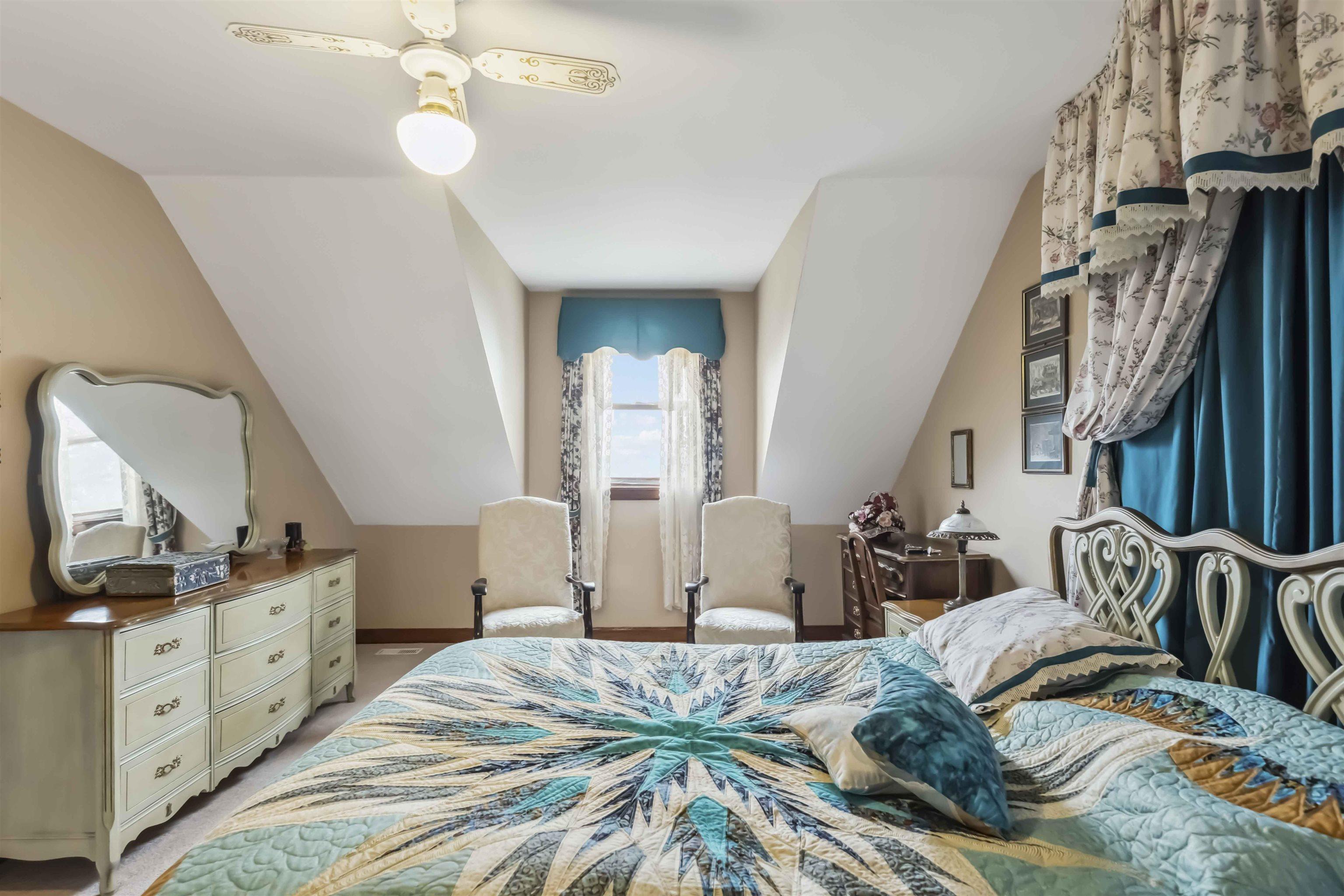 $900,400.00: 24 Annavista Heights, Bay View