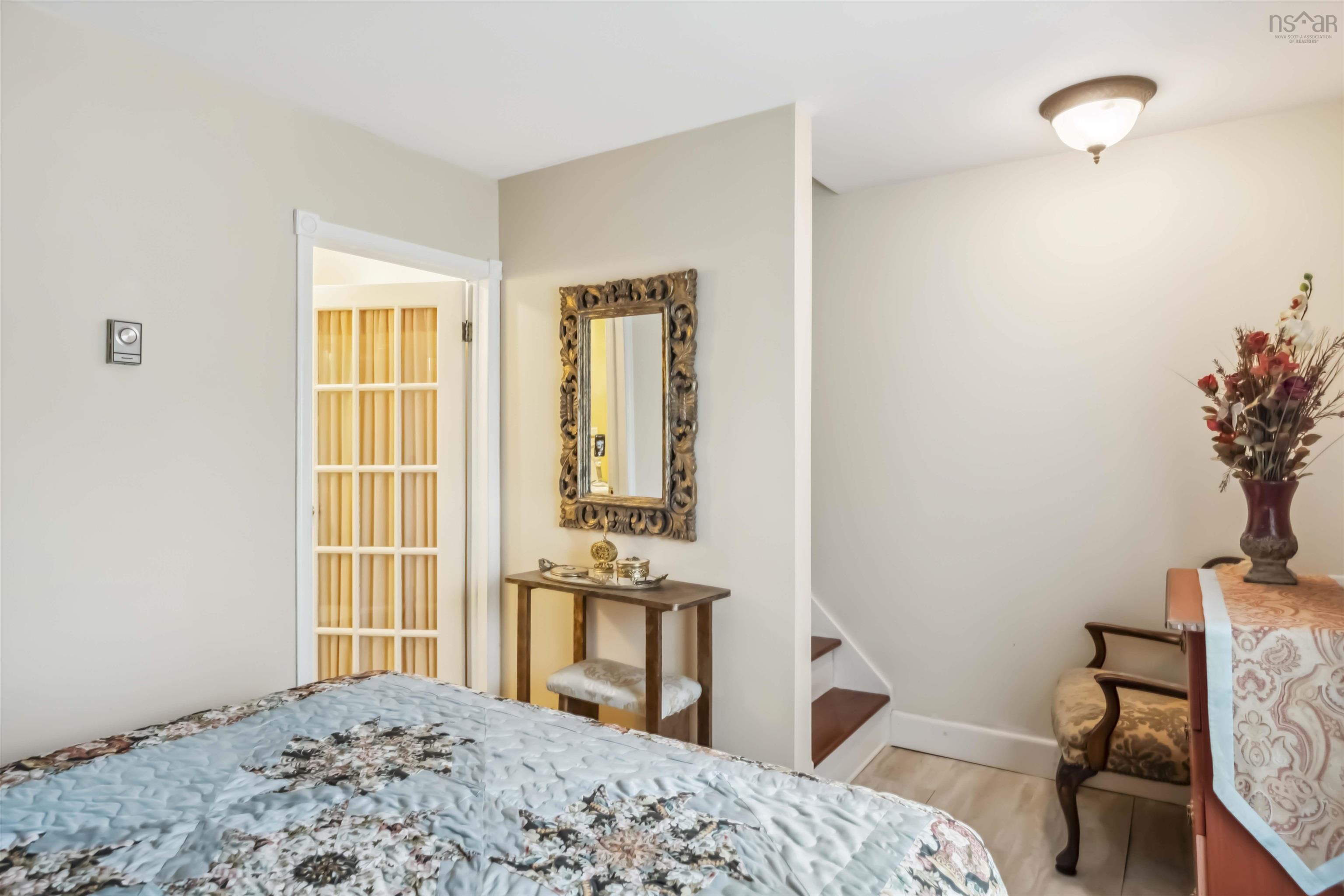 $900,400.00: 24 Annavista Heights, Bay View