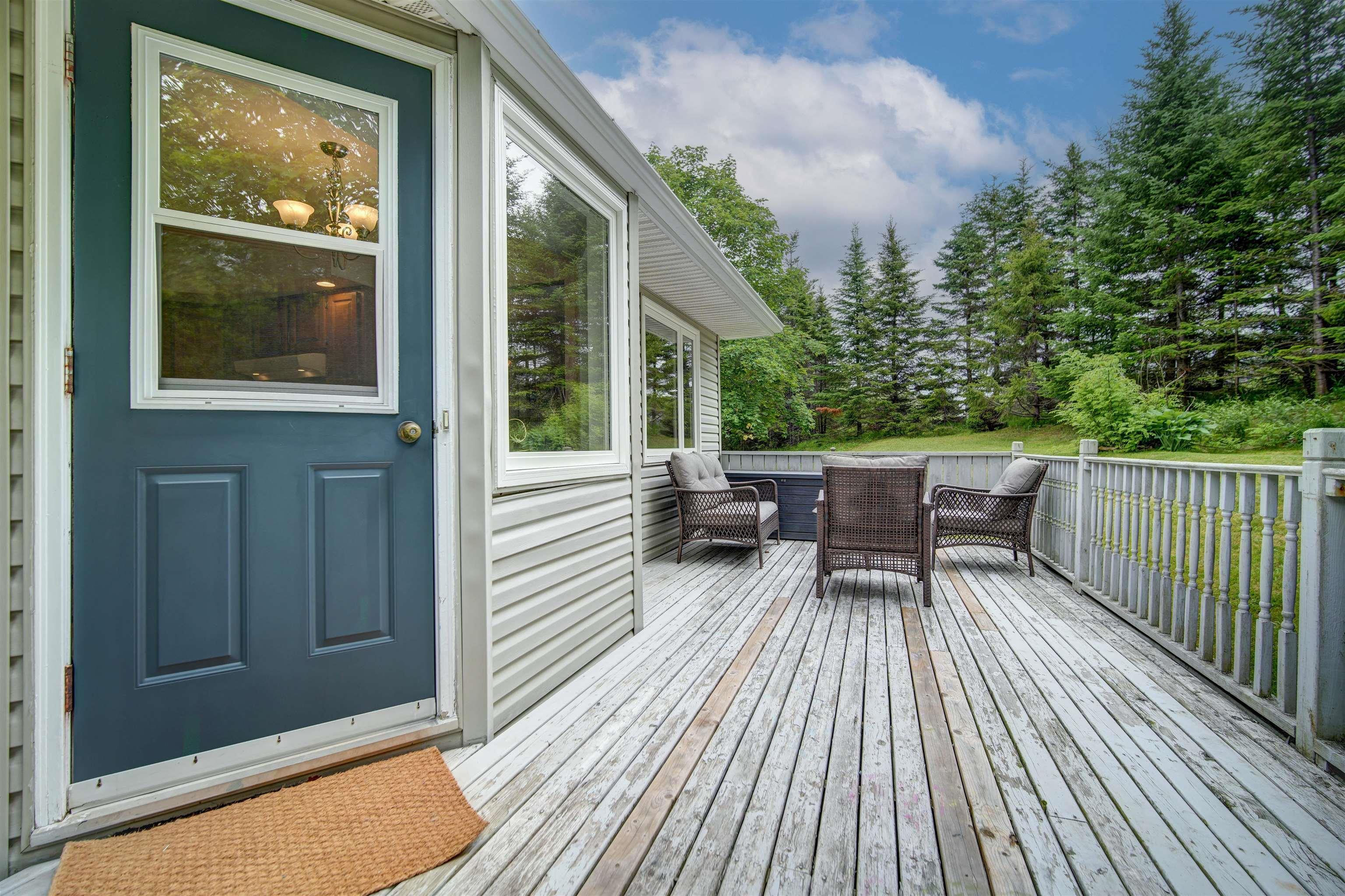 $555,000.00: 17 Crystal Court, Lower Sackville