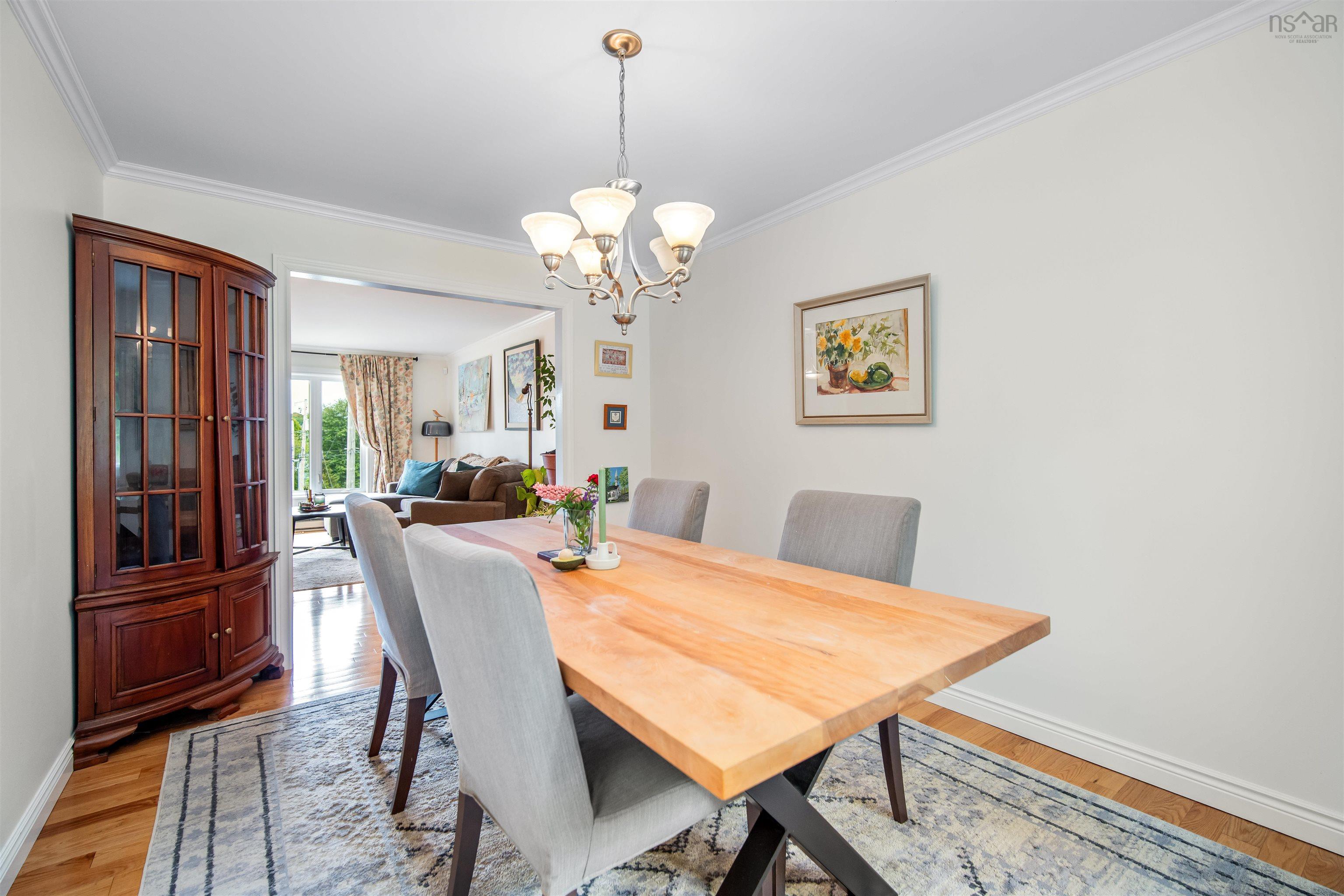 $555,000.00: 17 Crystal Court, Lower Sackville