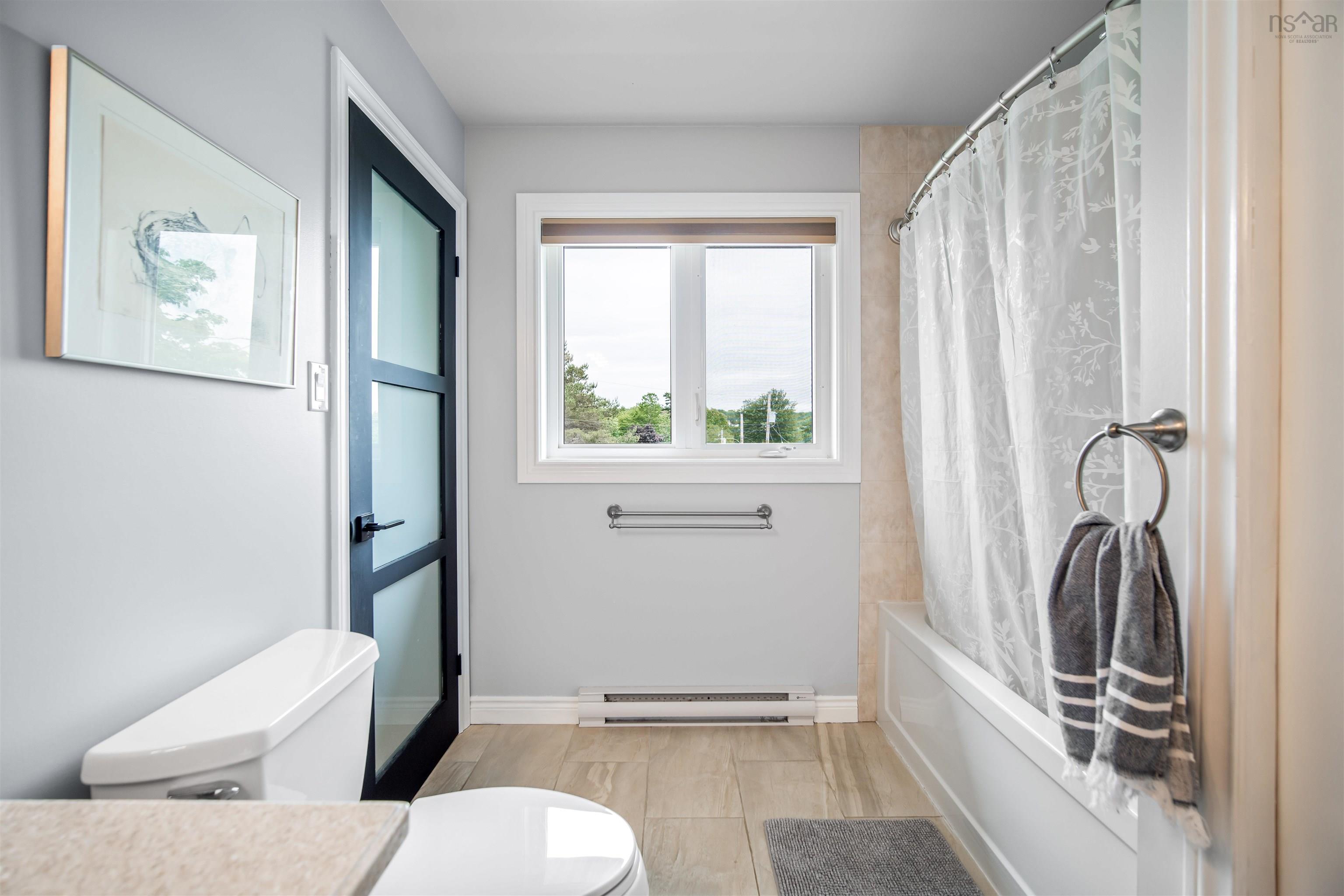 $555,000.00: 17 Crystal Court, Lower Sackville
