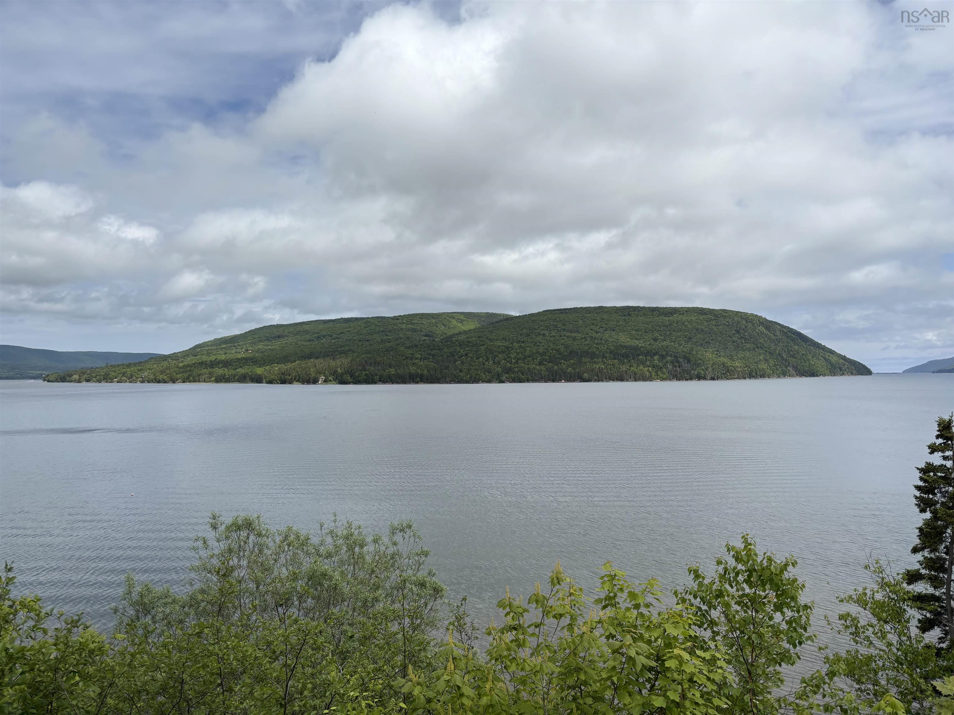 $99,900.00: Cabot Trail, Goose Cove