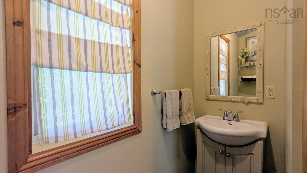 $589,900.00: 758 Newtonville Road, Forest Hill