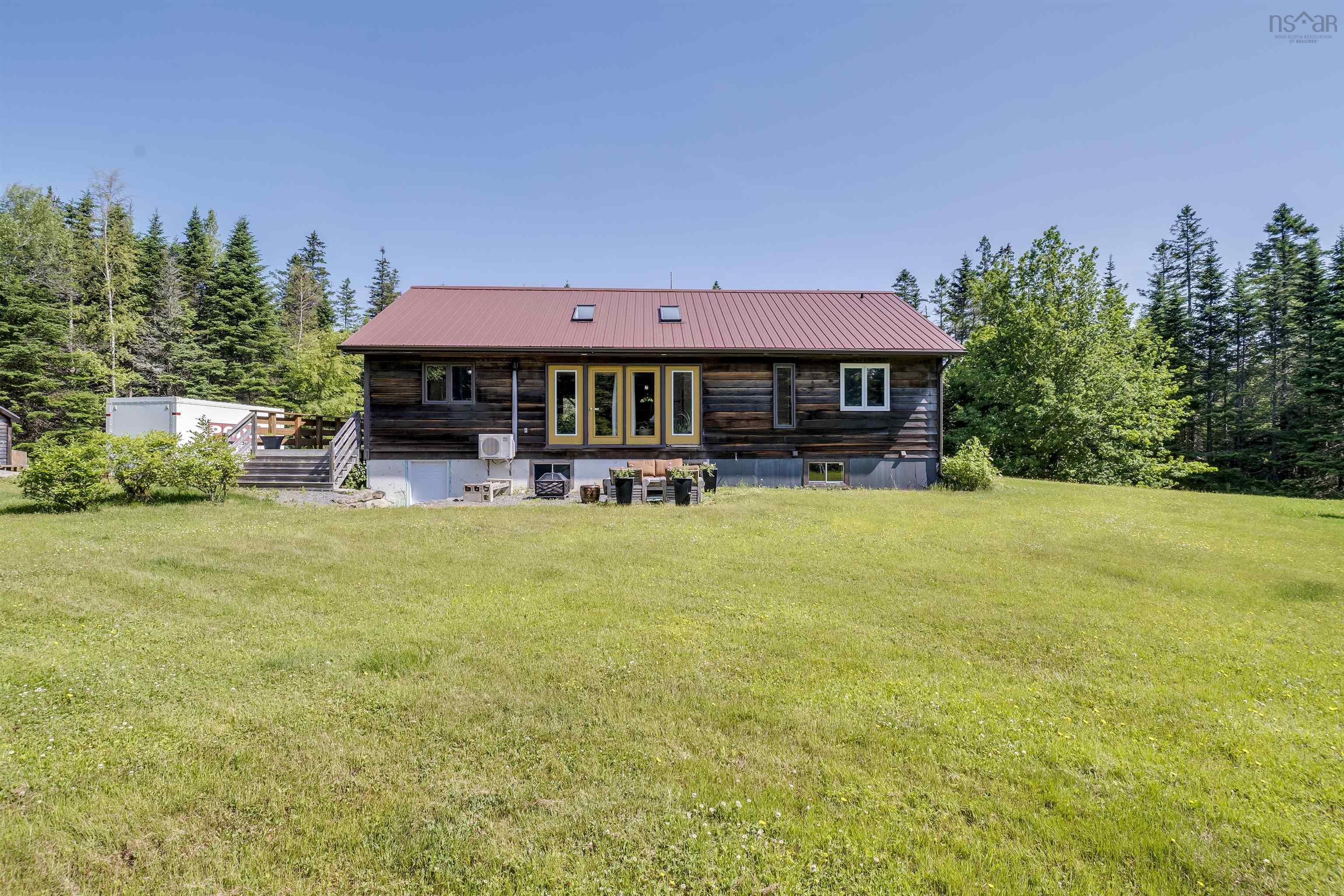 $589,900.00: 758 Newtonville Road, Forest Hill