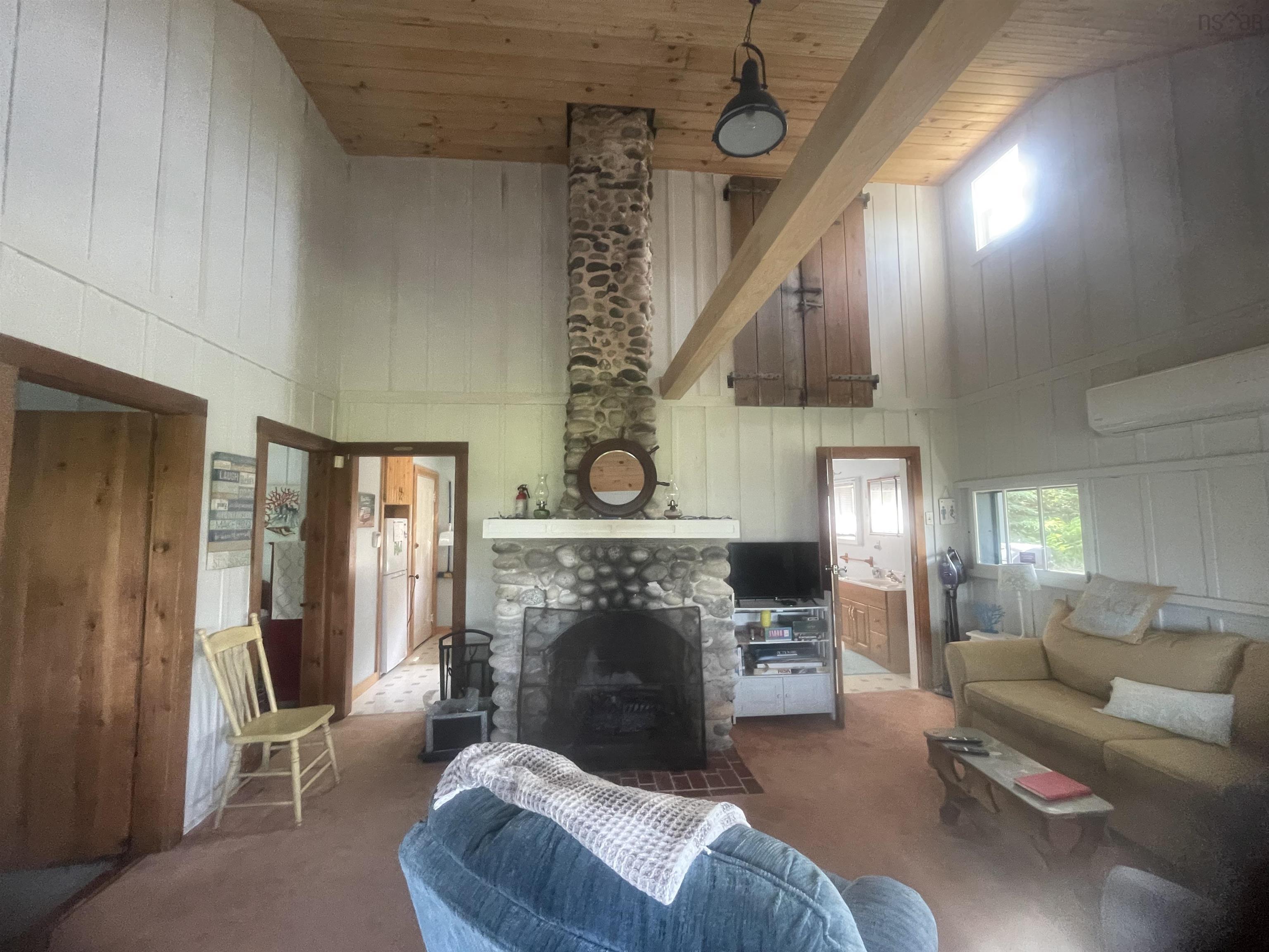 $349,000.00: 281 Round Bay Ferry Road, Round Bay