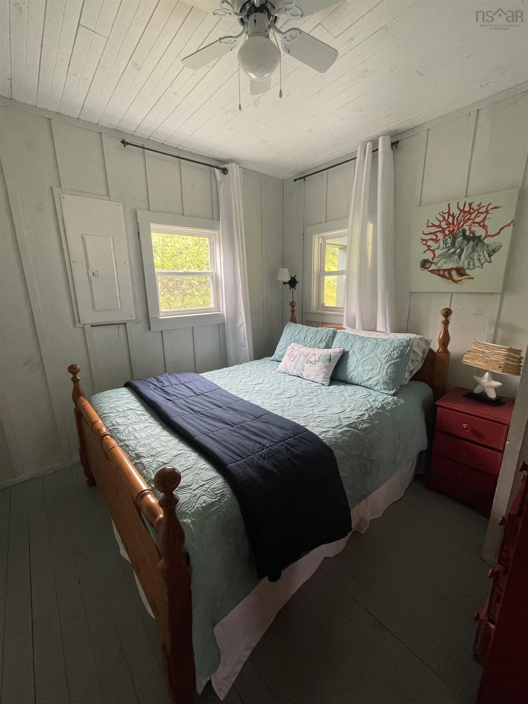 $349,000.00: 281 Round Bay Ferry Road, Round Bay