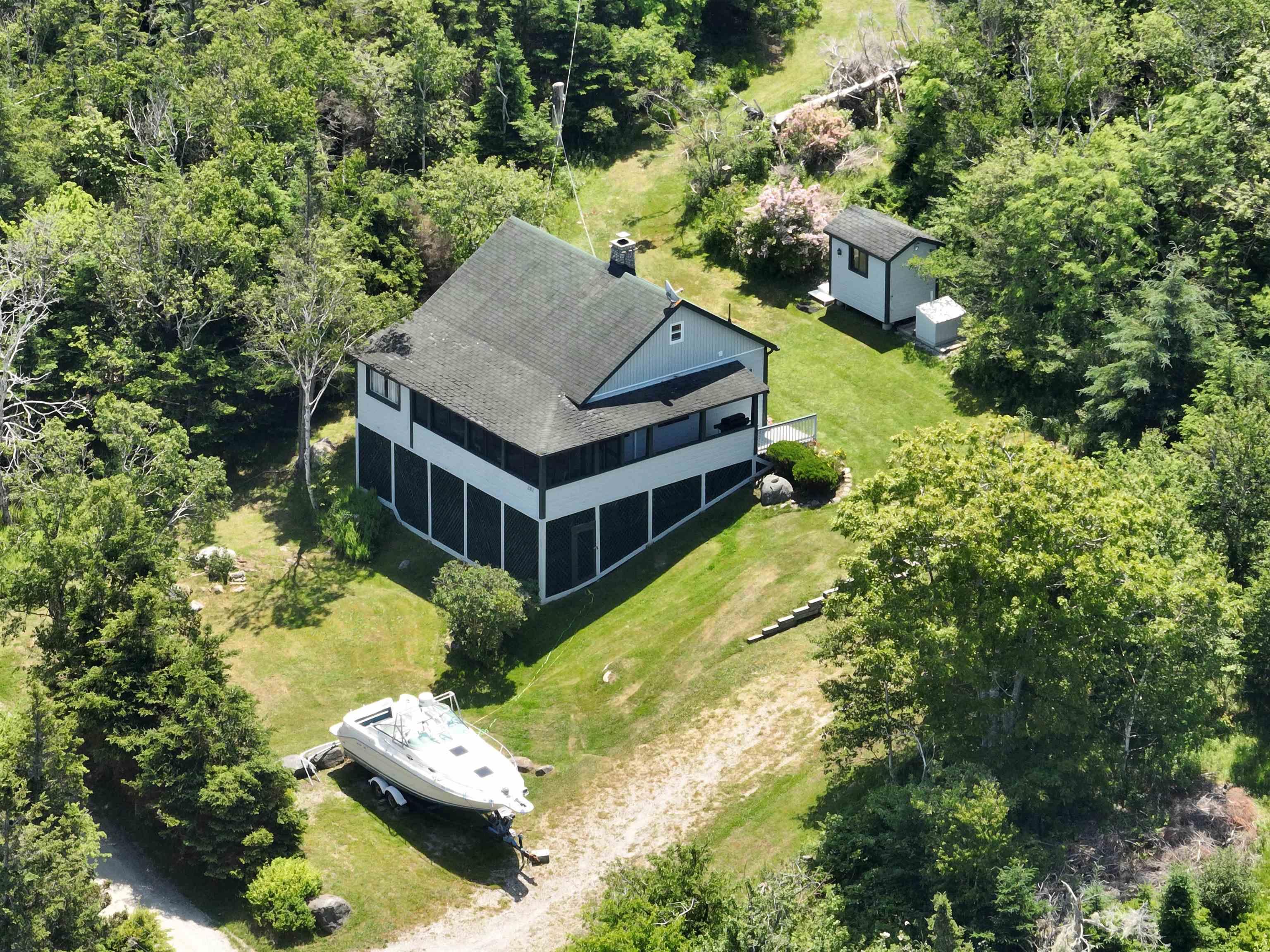 $349,000.00: 281 Round Bay Ferry Road, Round Bay