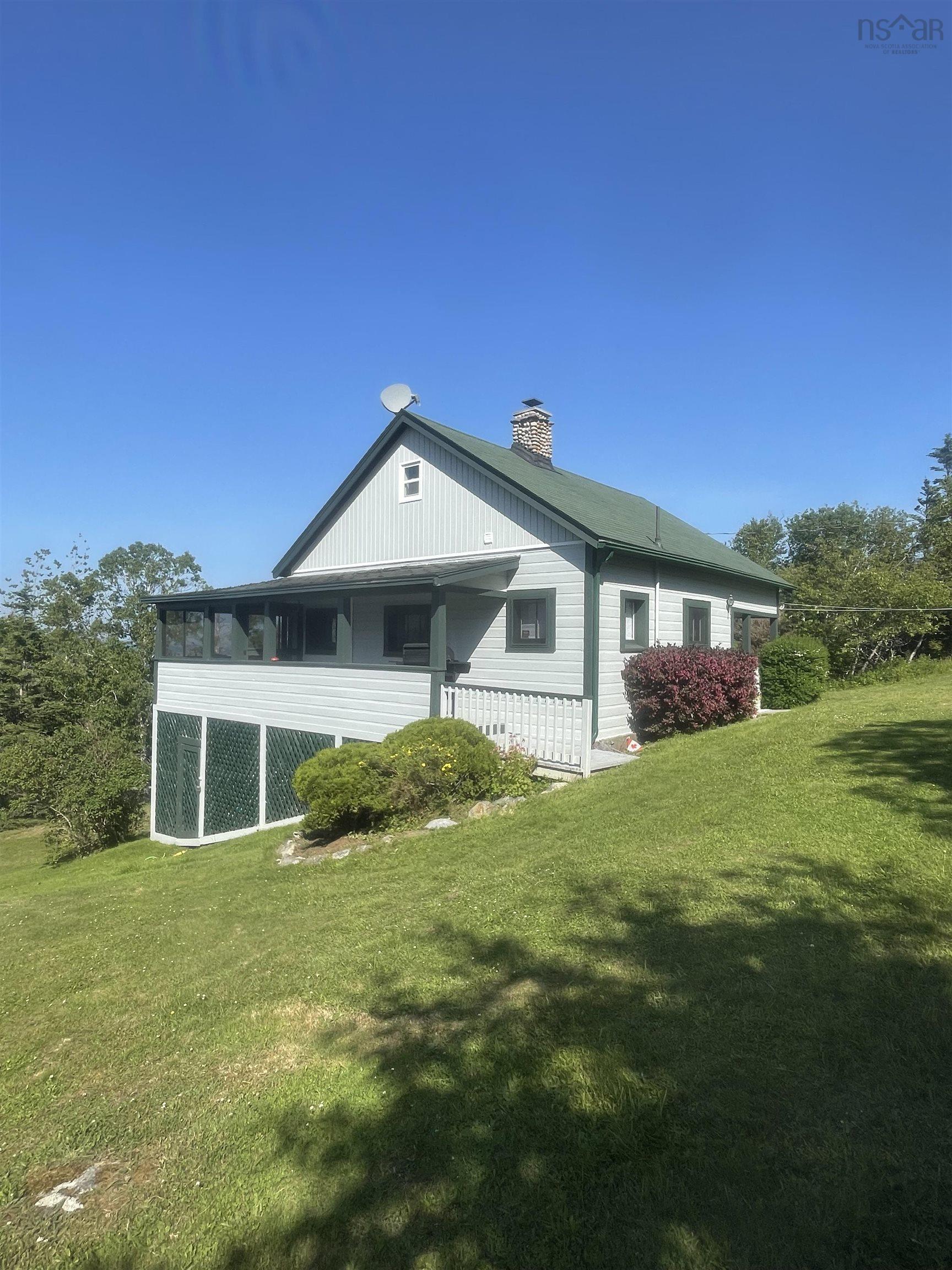 $349,000.00: 281 Round Bay Ferry Road, Round Bay