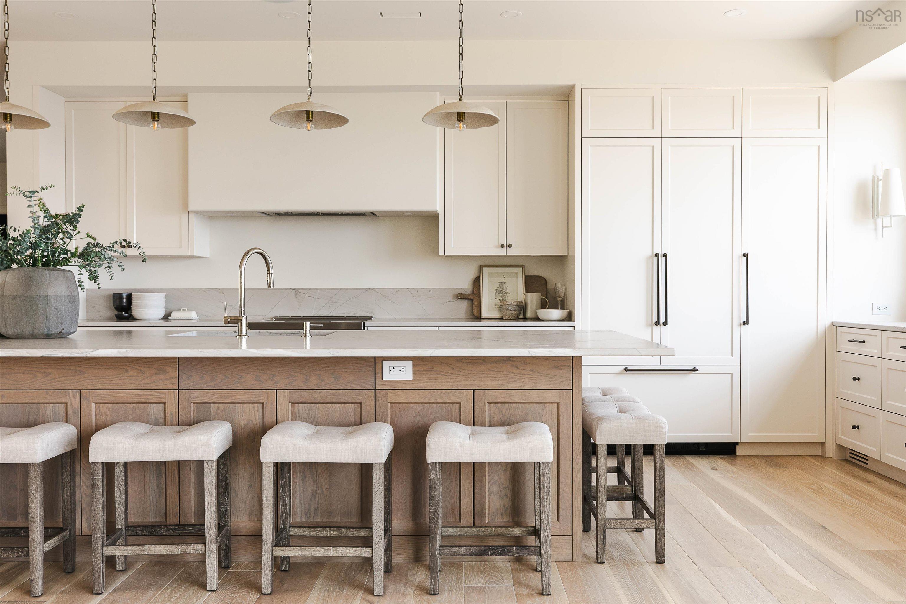 7026 St Margarets Bay Road, Boutiliers Point, NS (MLS 202515935)