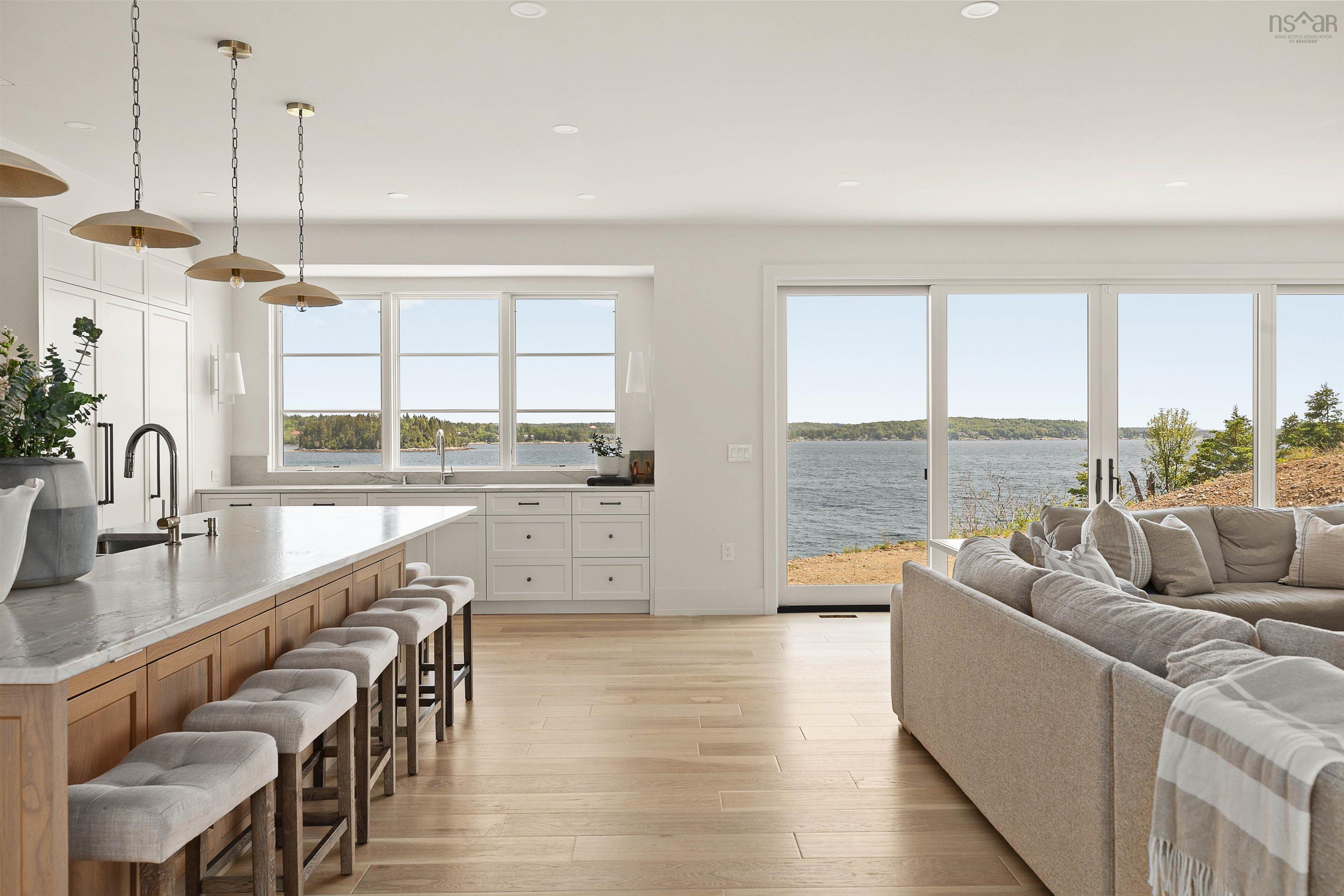 7026 St Margarets Bay Road, Boutiliers Point, NS (MLS 202515935)