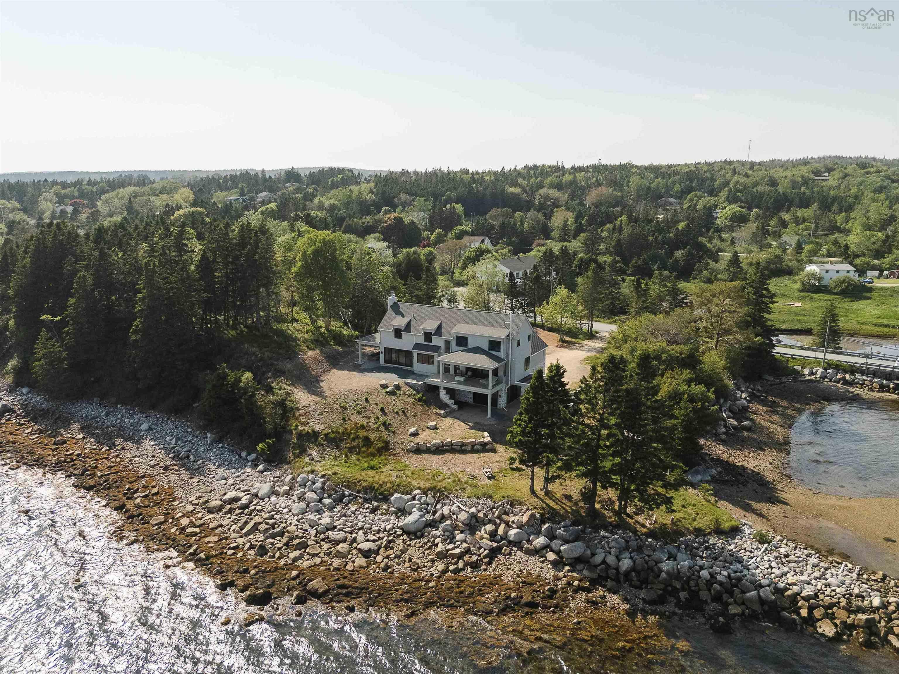 7026 St Margarets Bay Road, Boutiliers Point, NS (MLS 202515935)