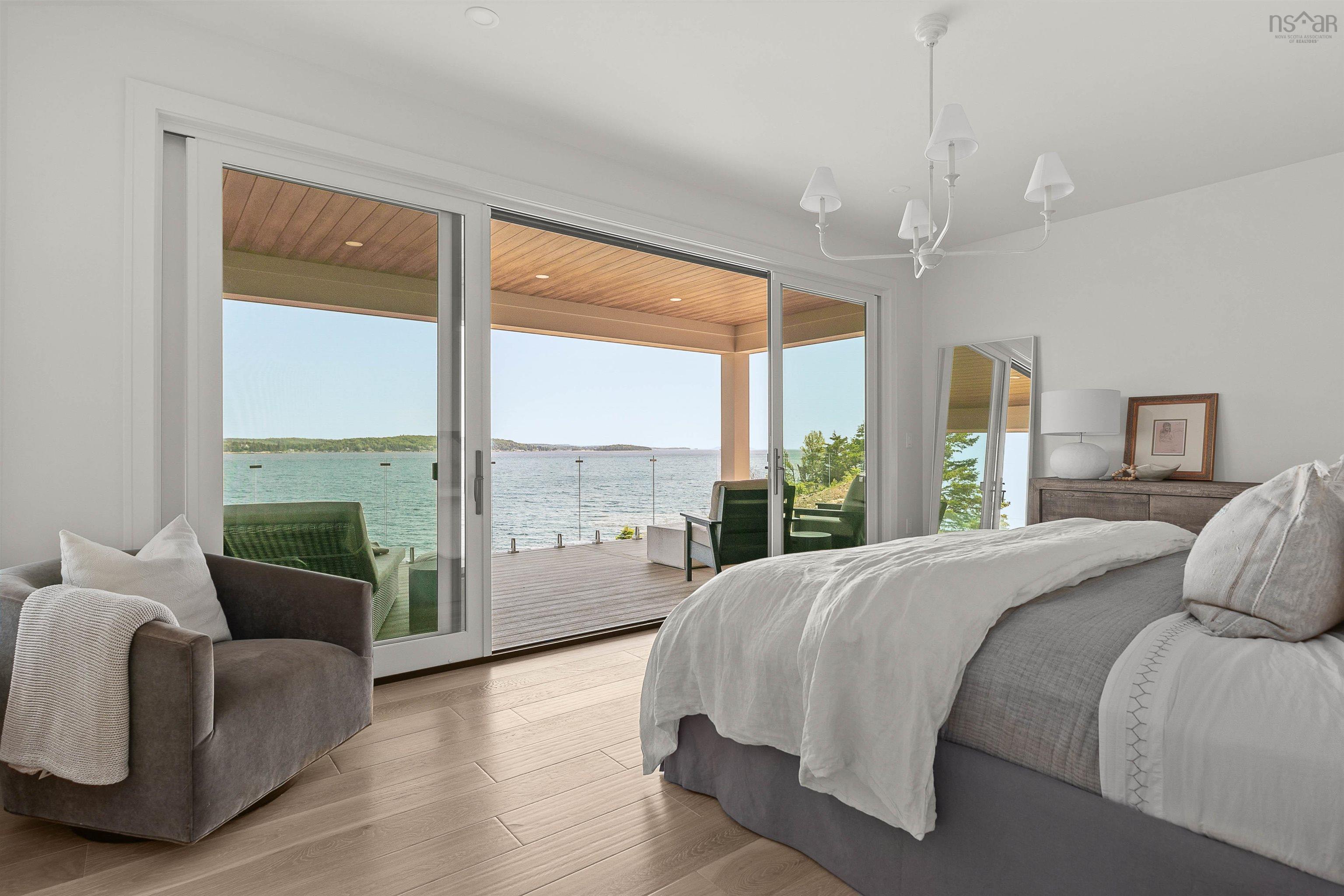 7026 St Margarets Bay Road, Boutiliers Point, NS (MLS 202515935)