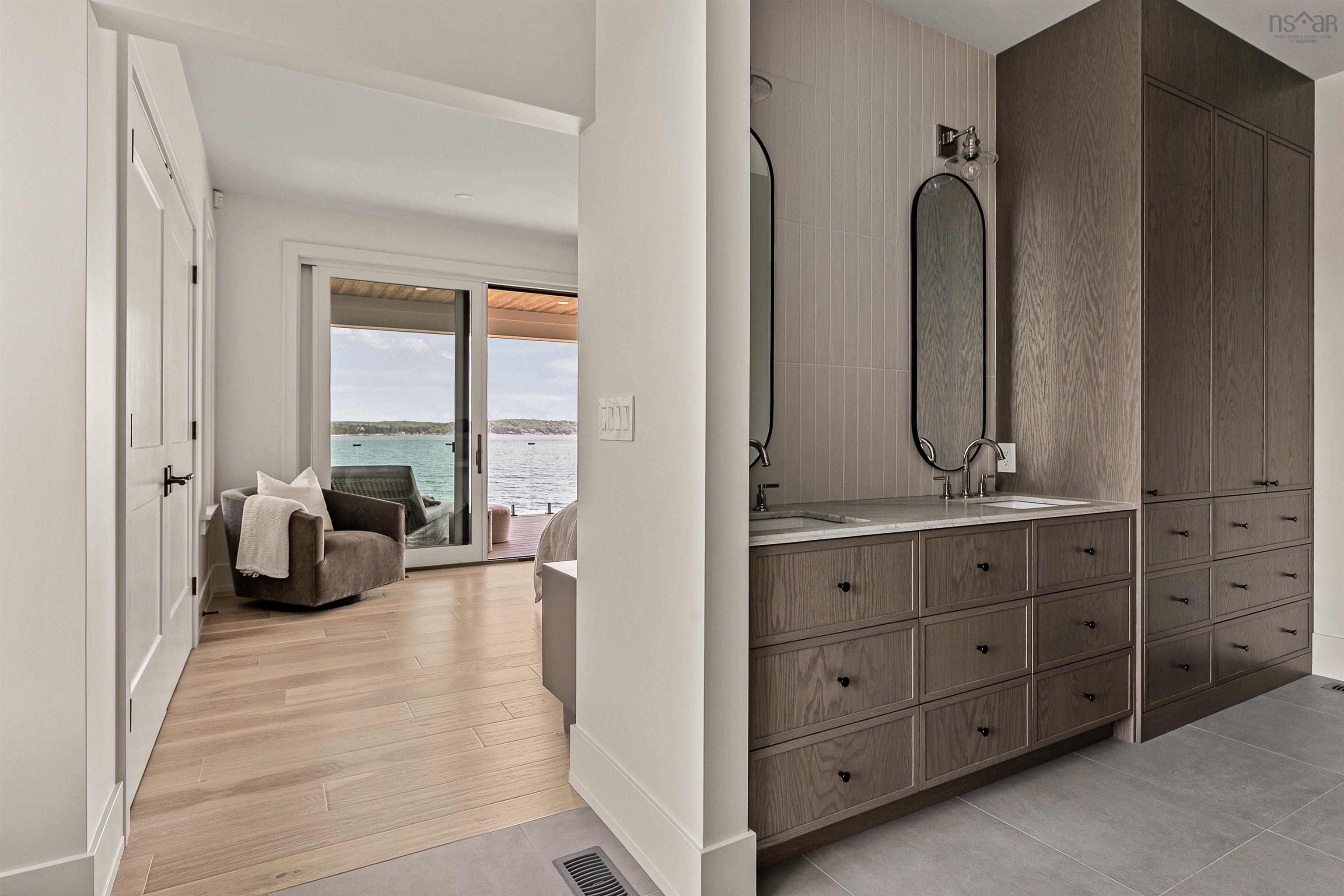 7026 St Margarets Bay Road, Boutiliers Point, NS (MLS 202515935)