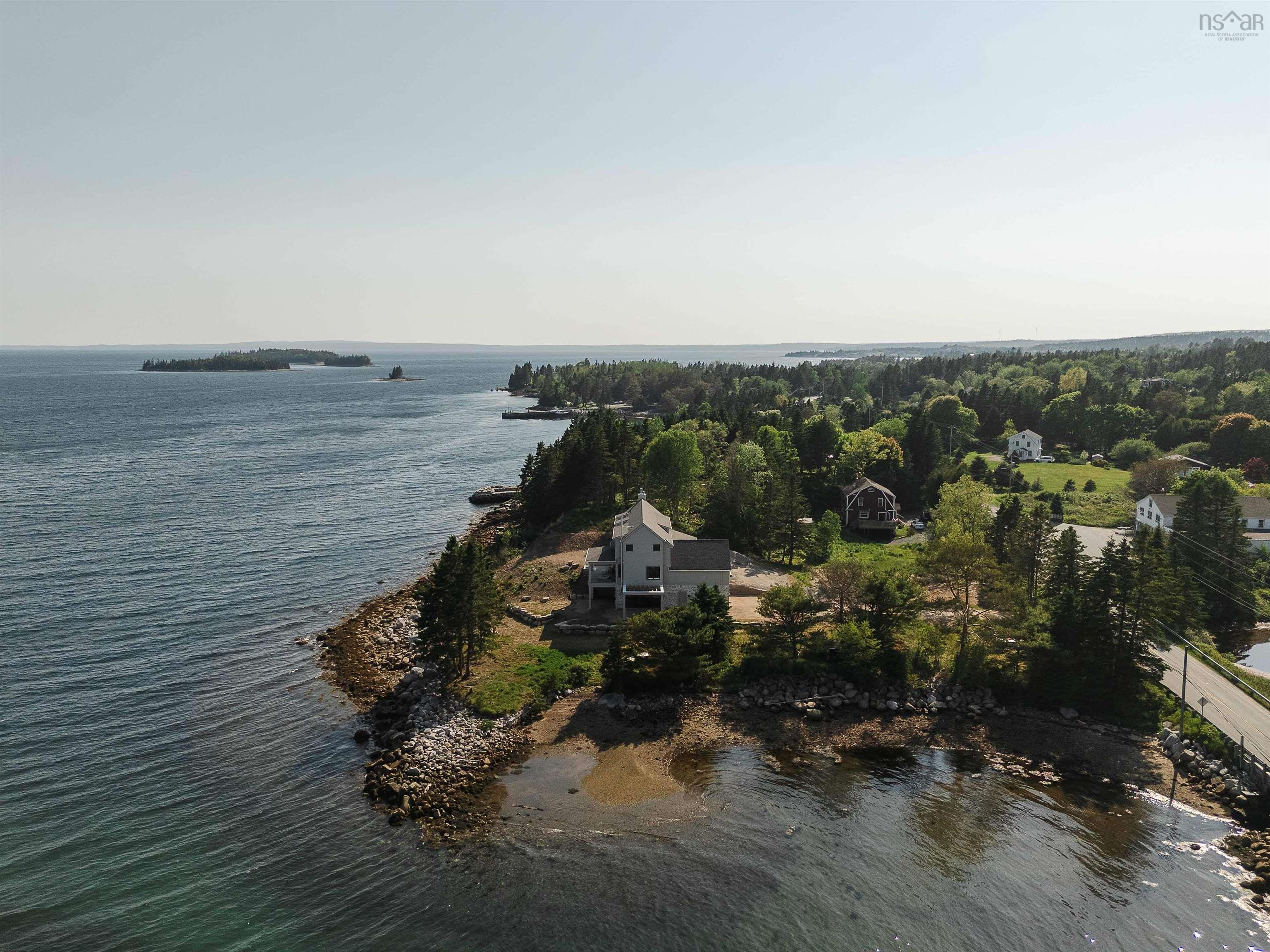 7026 St Margarets Bay Road, Boutiliers Point, NS (MLS 202515935)