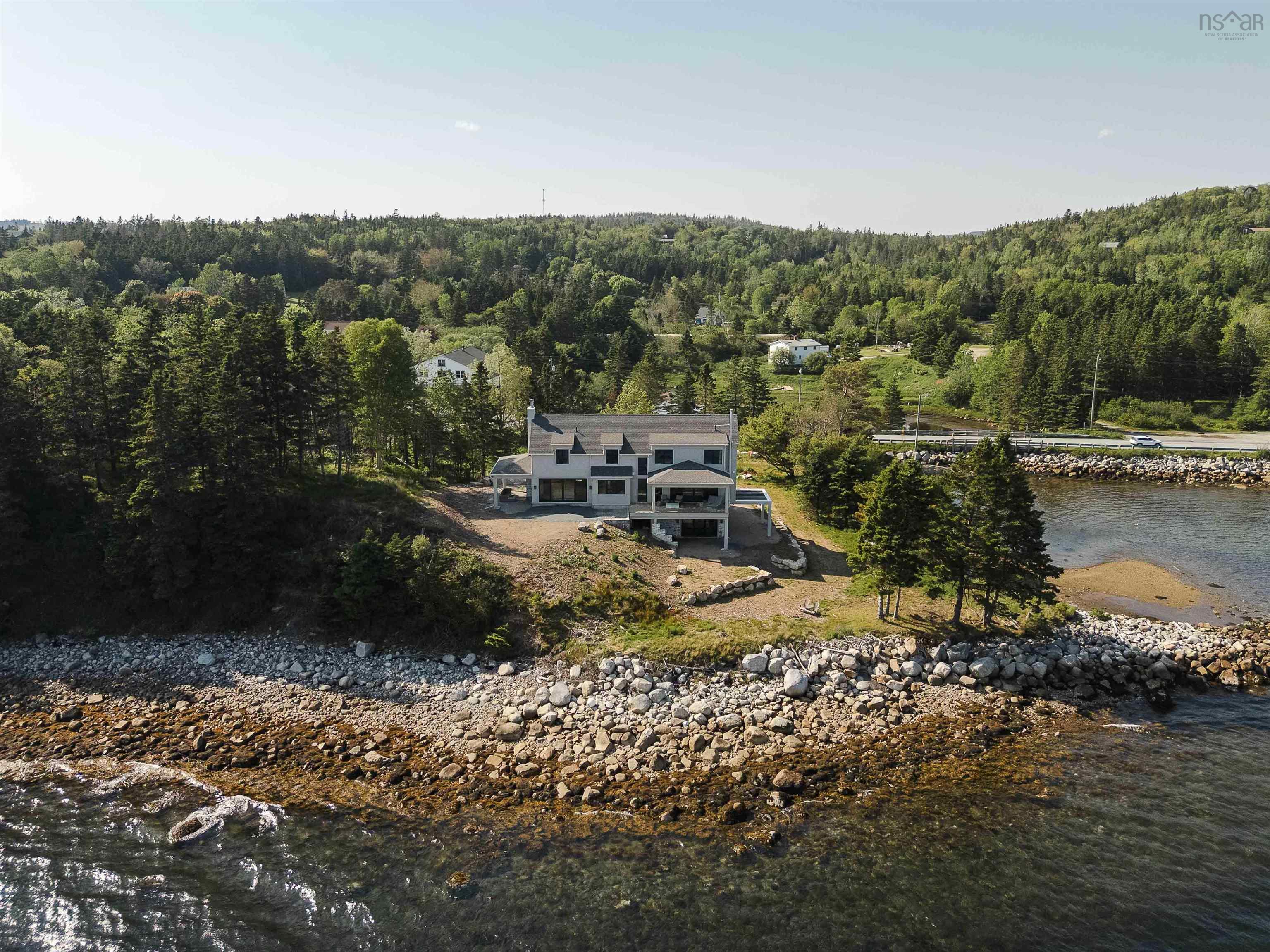 7026 St Margarets Bay Road, Boutiliers Point, NS (MLS 202515935)