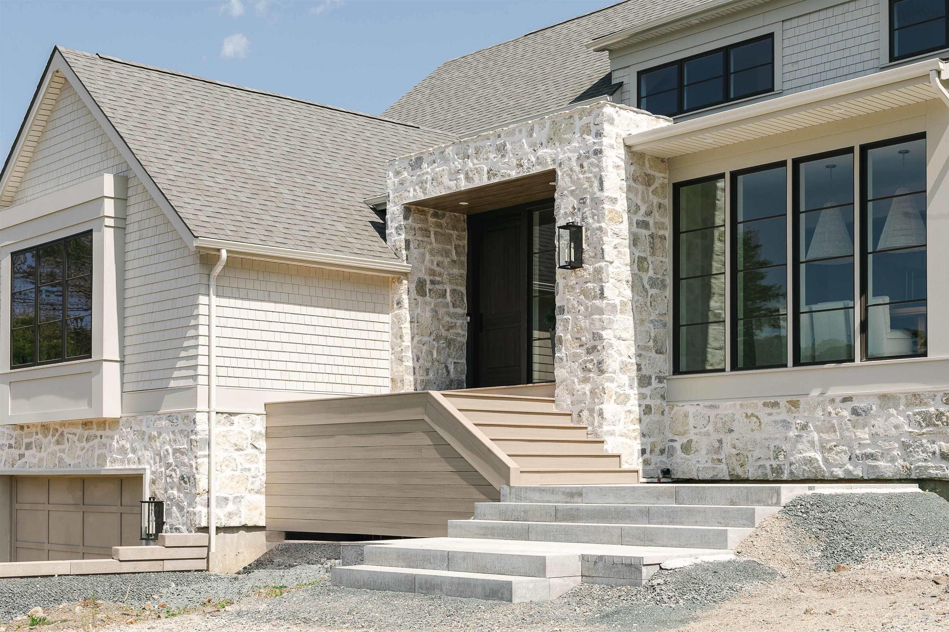 7026 St Margarets Bay Road, Boutiliers Point, NS (MLS 202515935)