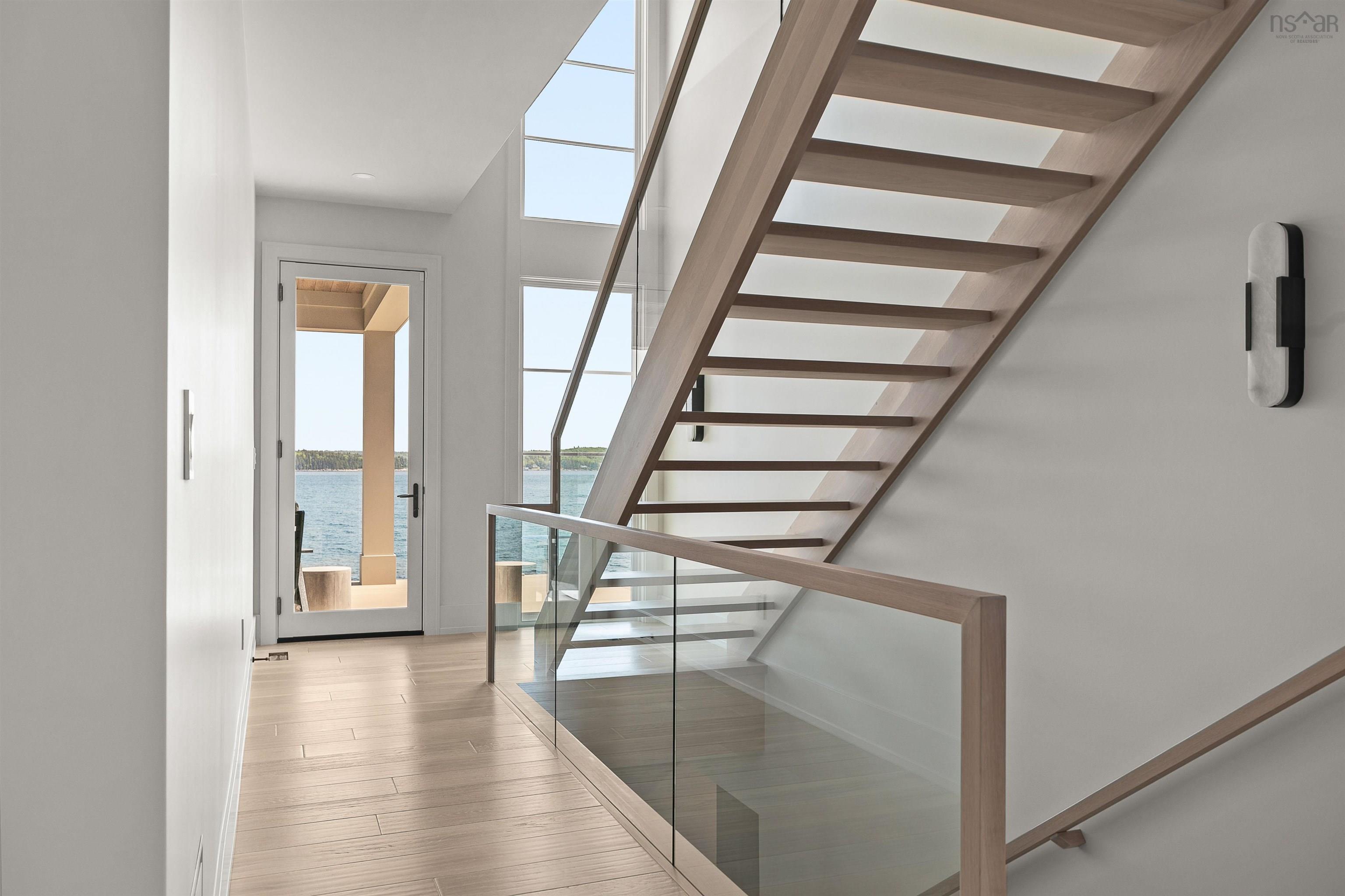 7026 St Margarets Bay Road, Boutiliers Point, NS (MLS 202515935)