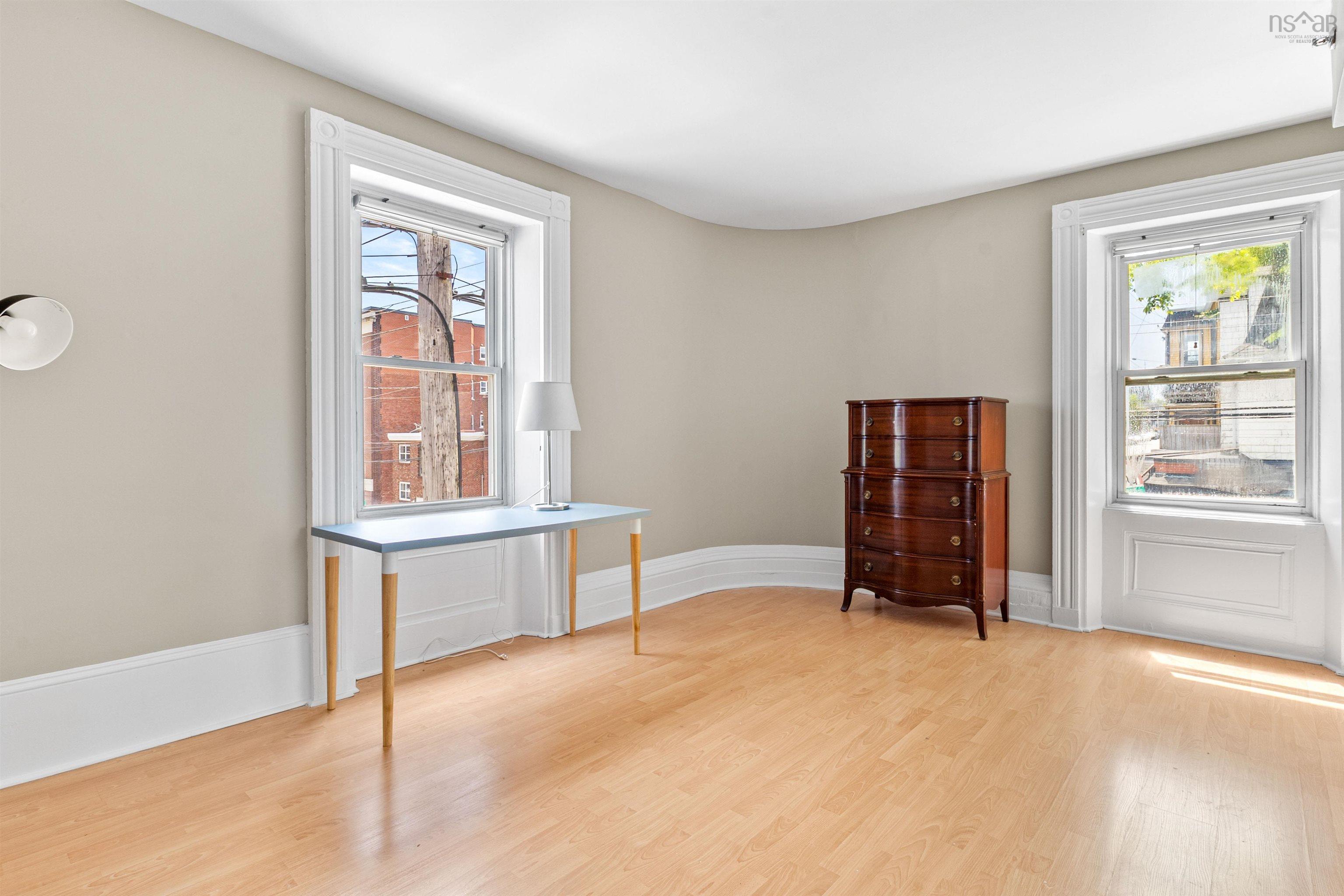 21 1300 Queen Street, Halifax, NS (MLS 202515970)