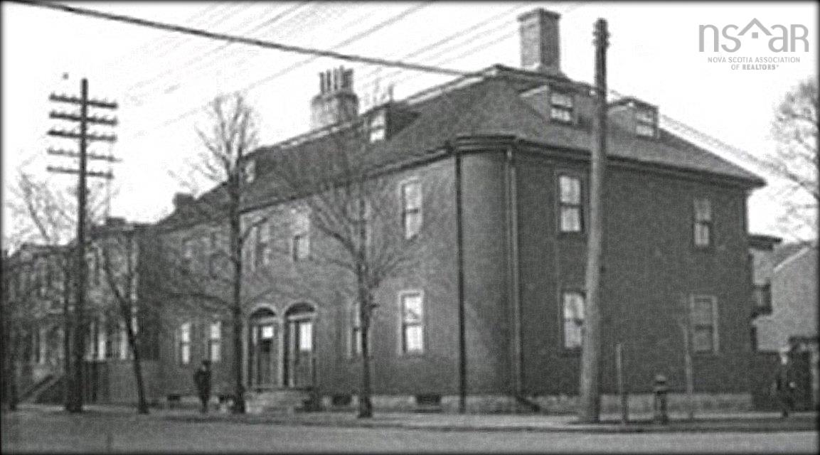 21 1300 Queen Street, Halifax, NS (MLS 202515970)