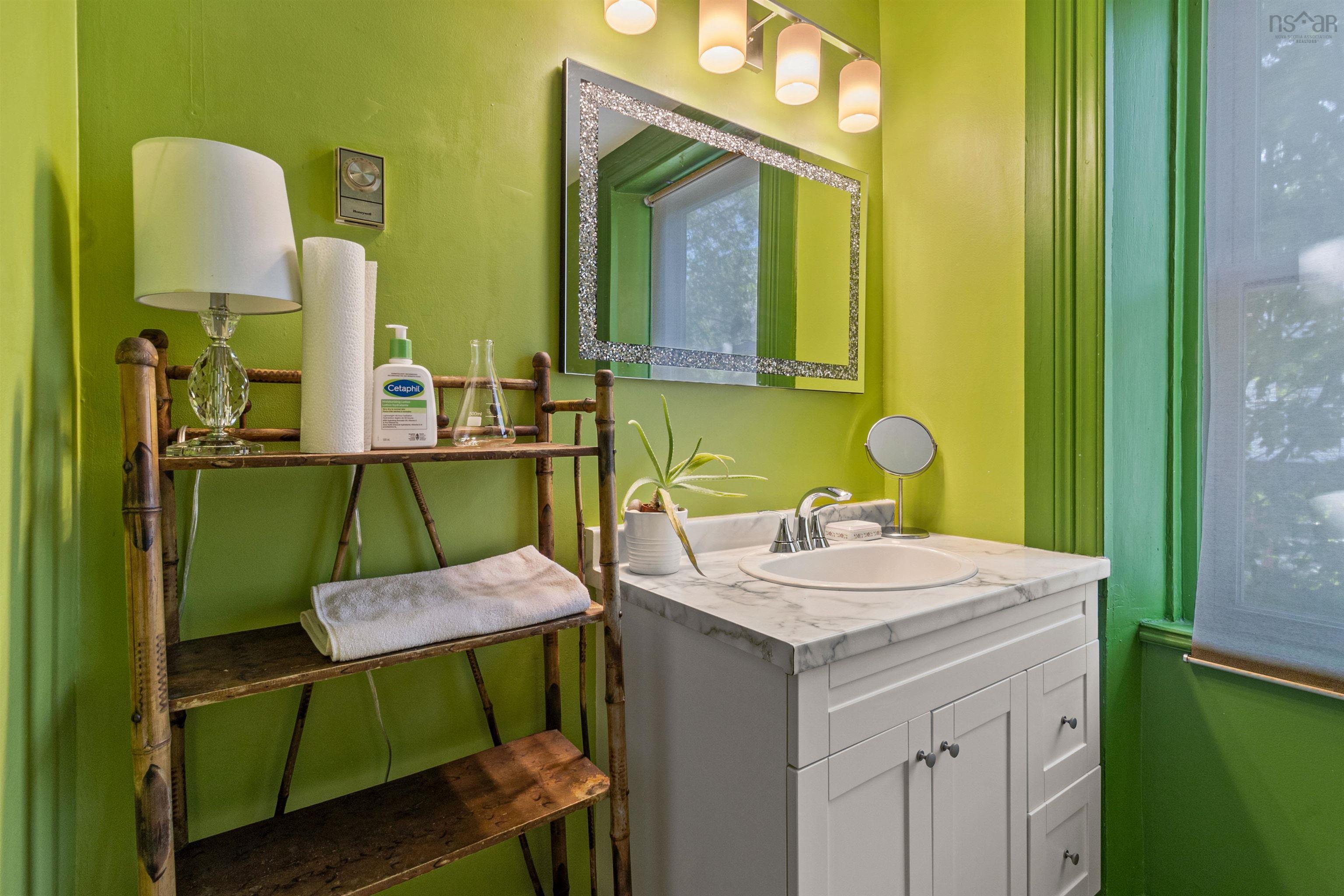 21 1300 Queen Street, Halifax, NS (MLS 202515970)