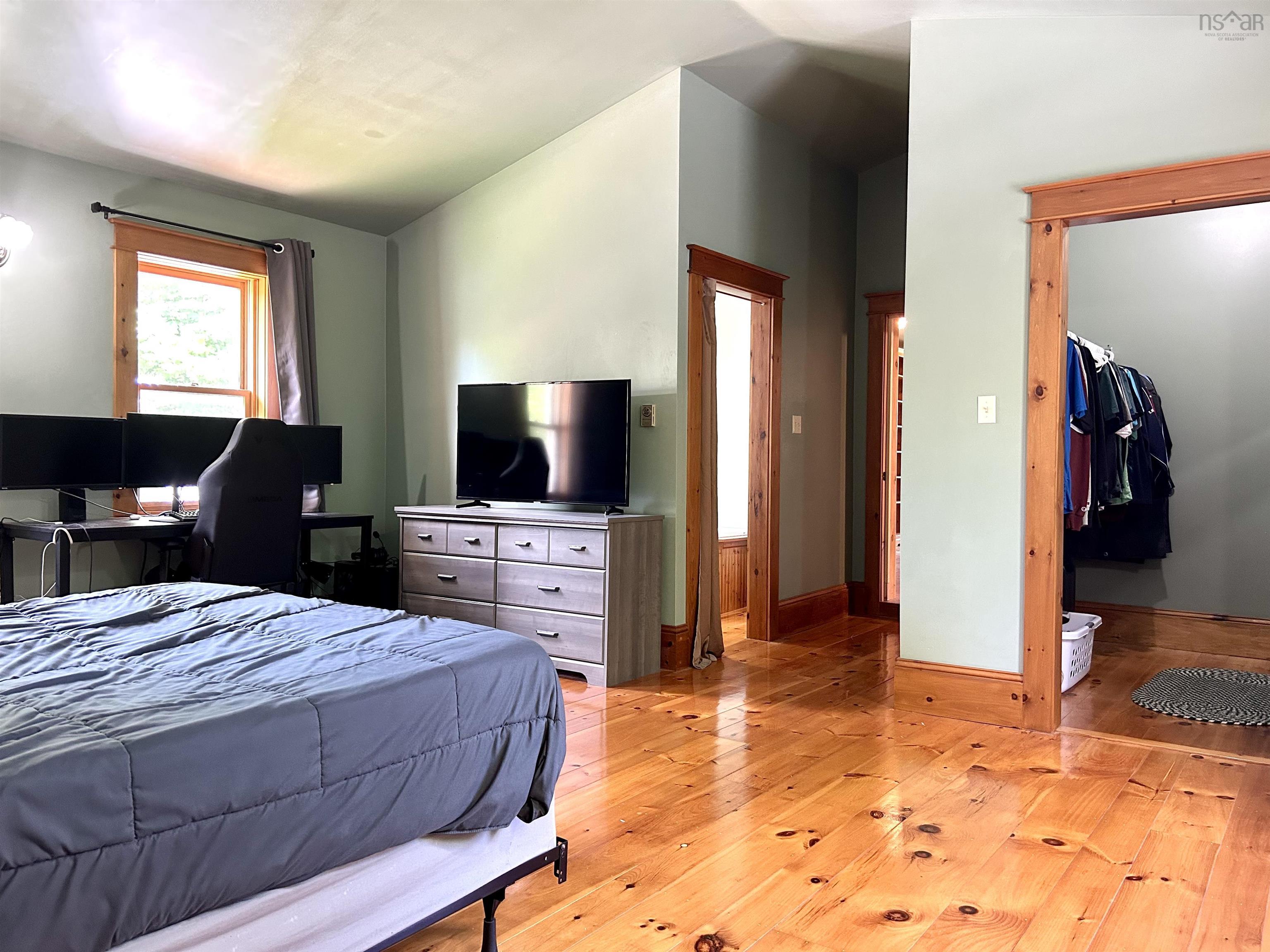 $319,900.00: 102 Victoria Street W, Amherst