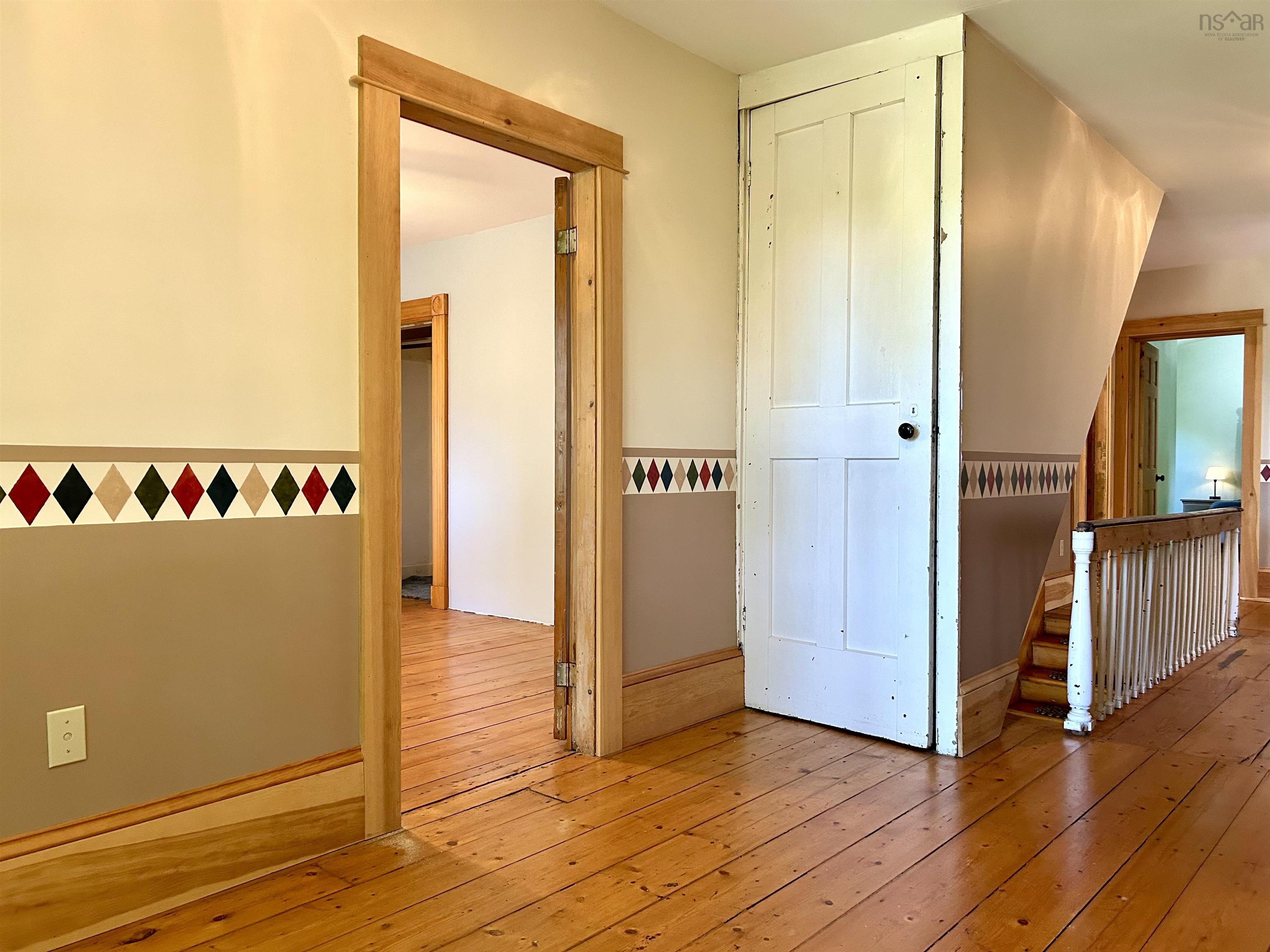 $319,900.00: 102 Victoria Street W, Amherst