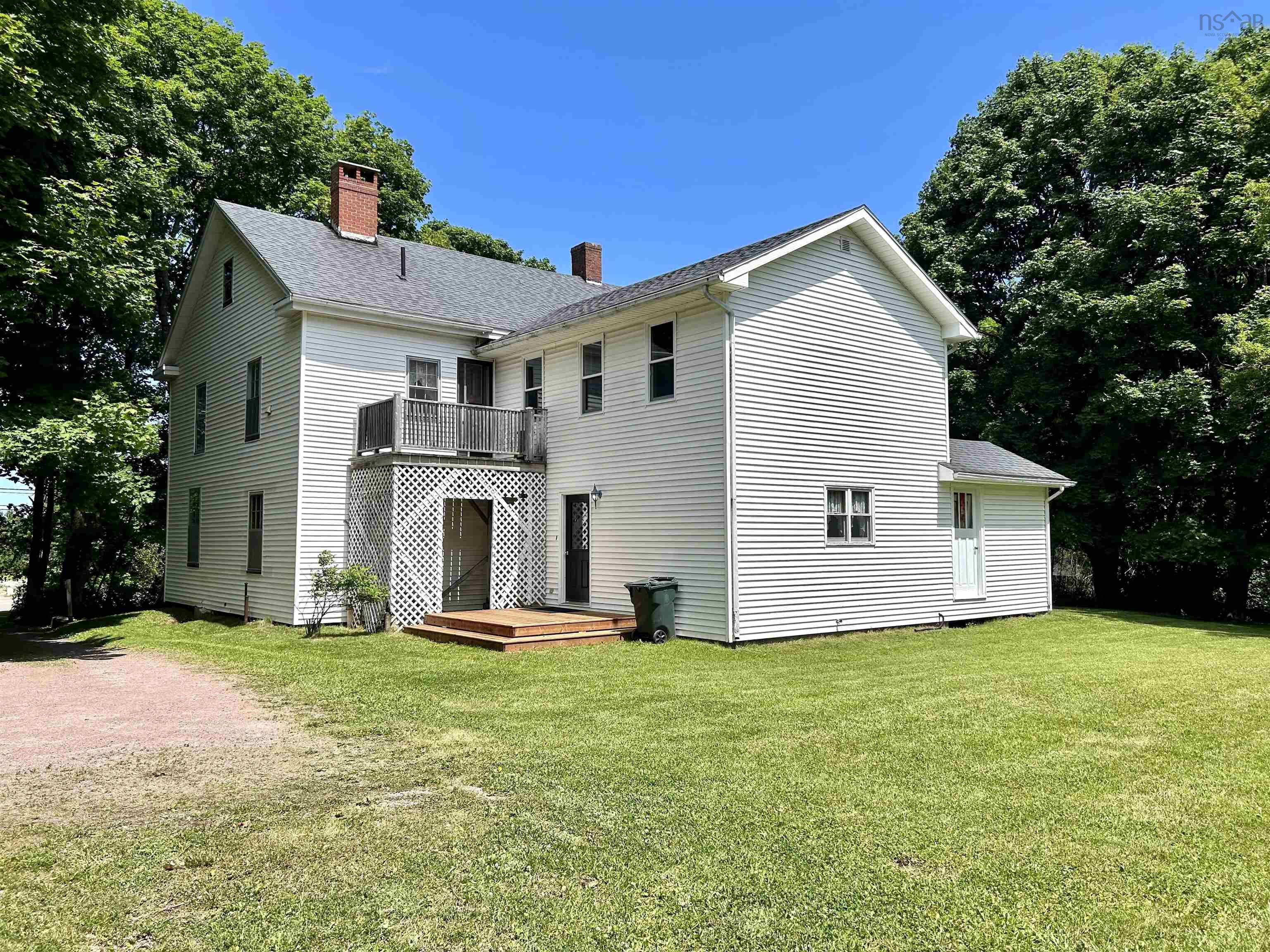 $319,900.00: 102 Victoria Street W, Amherst
