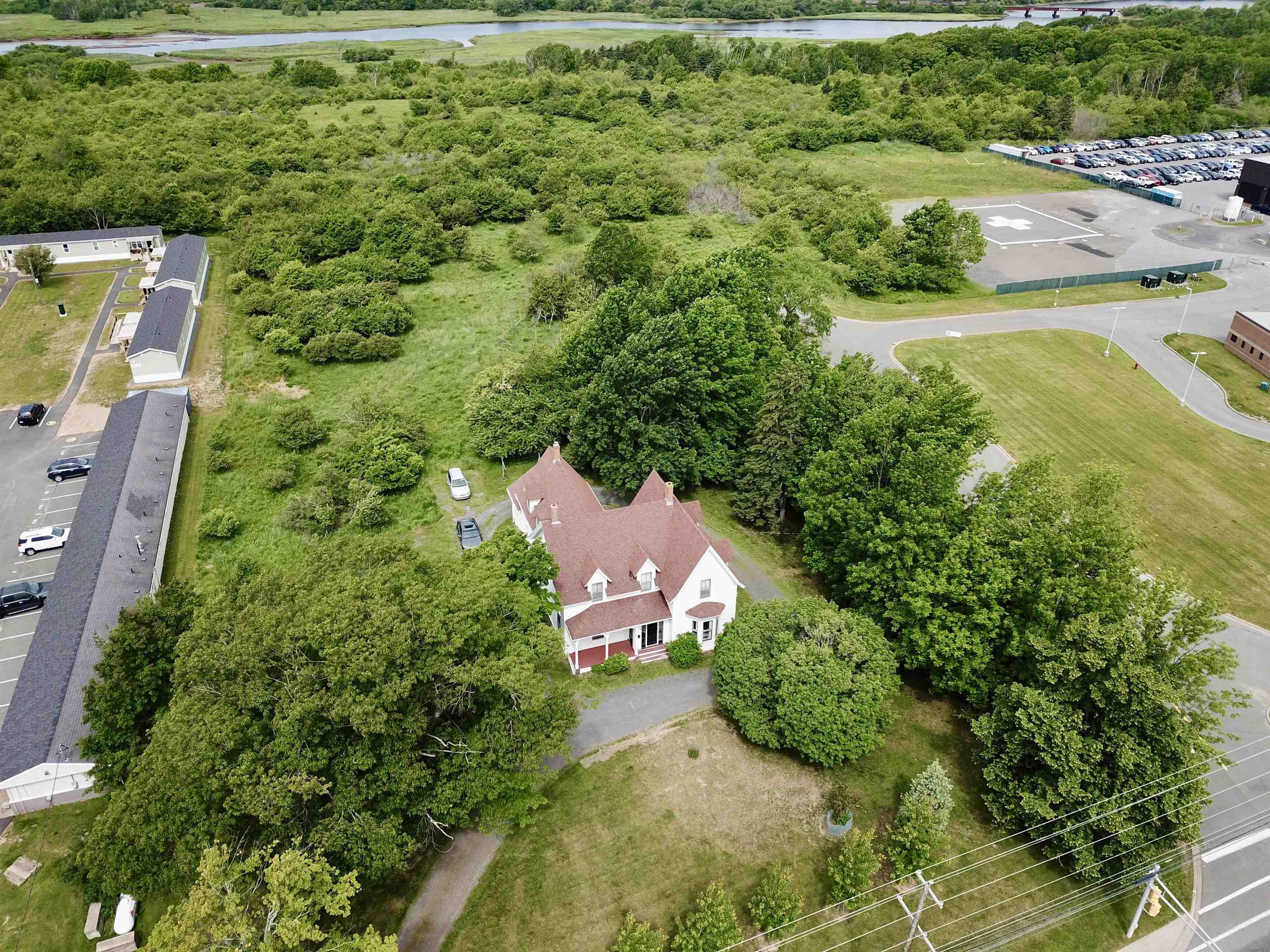 $1,295,000.00: 915 East River Road, New Glasgow
