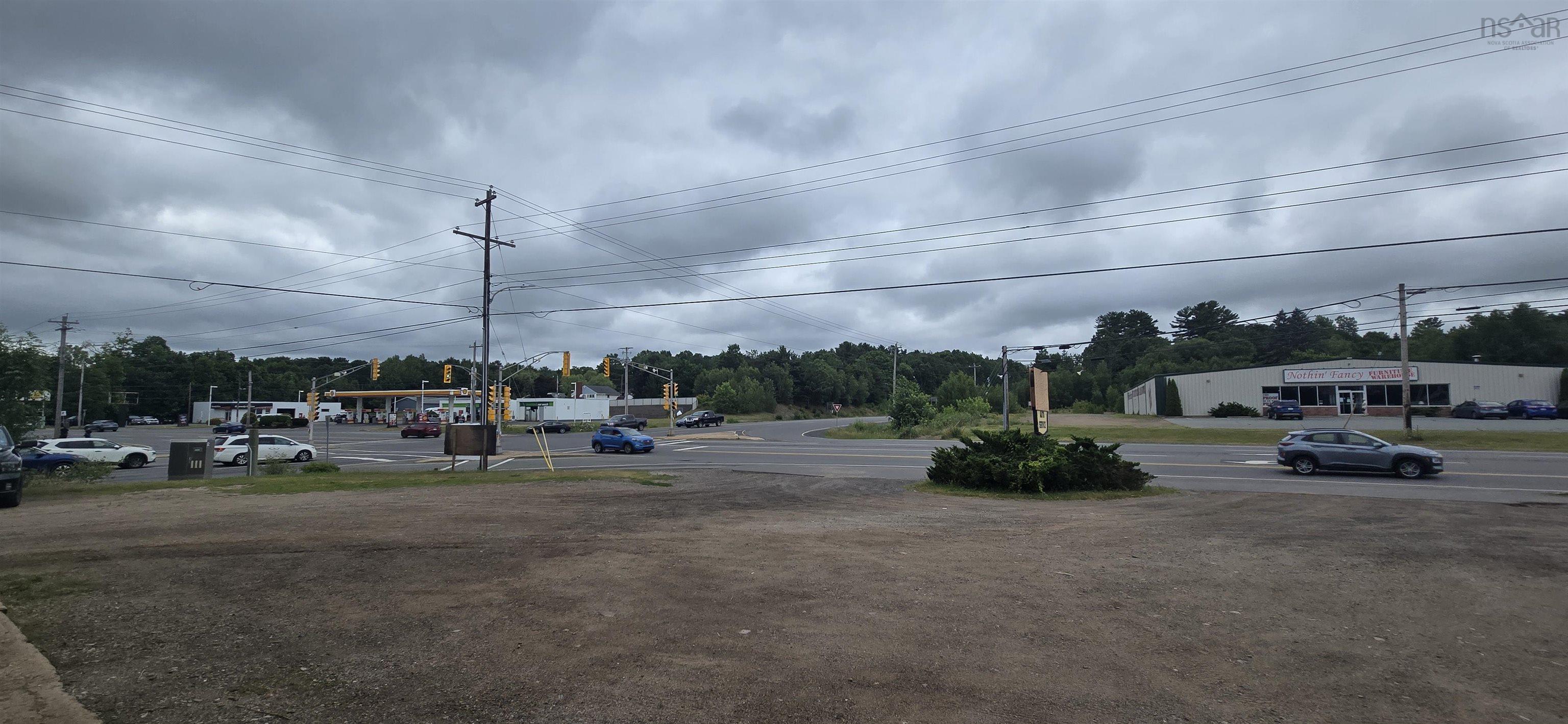 $748,500.00: 8843 Commercial Street, New Minas