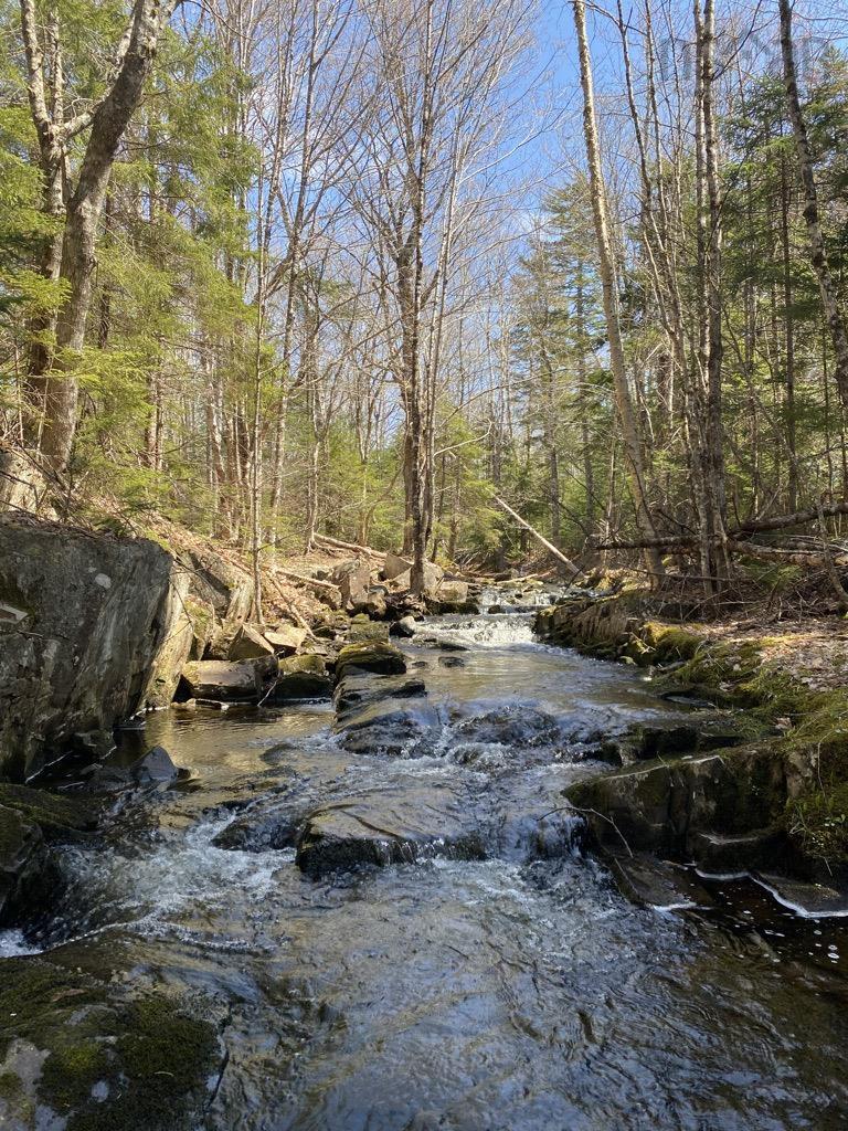 $1,999,000.00: Acreage NO 101 Highway, Ardoise