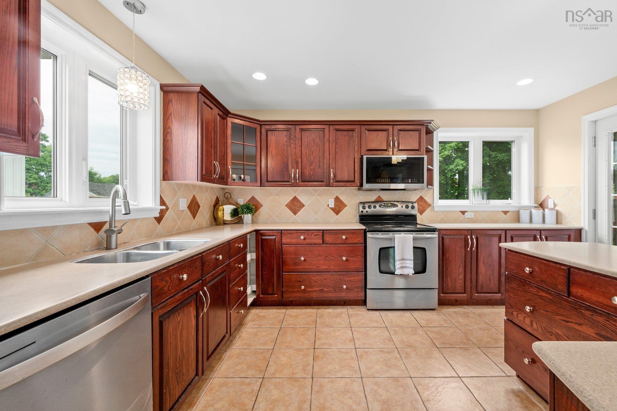 $1,588,000.00: 781 Young Avenue, Halifax