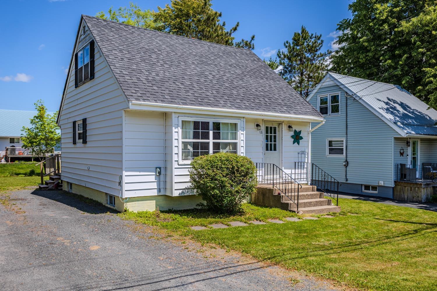 $244,900.00: 12 Cambey Avenue, Stellarton