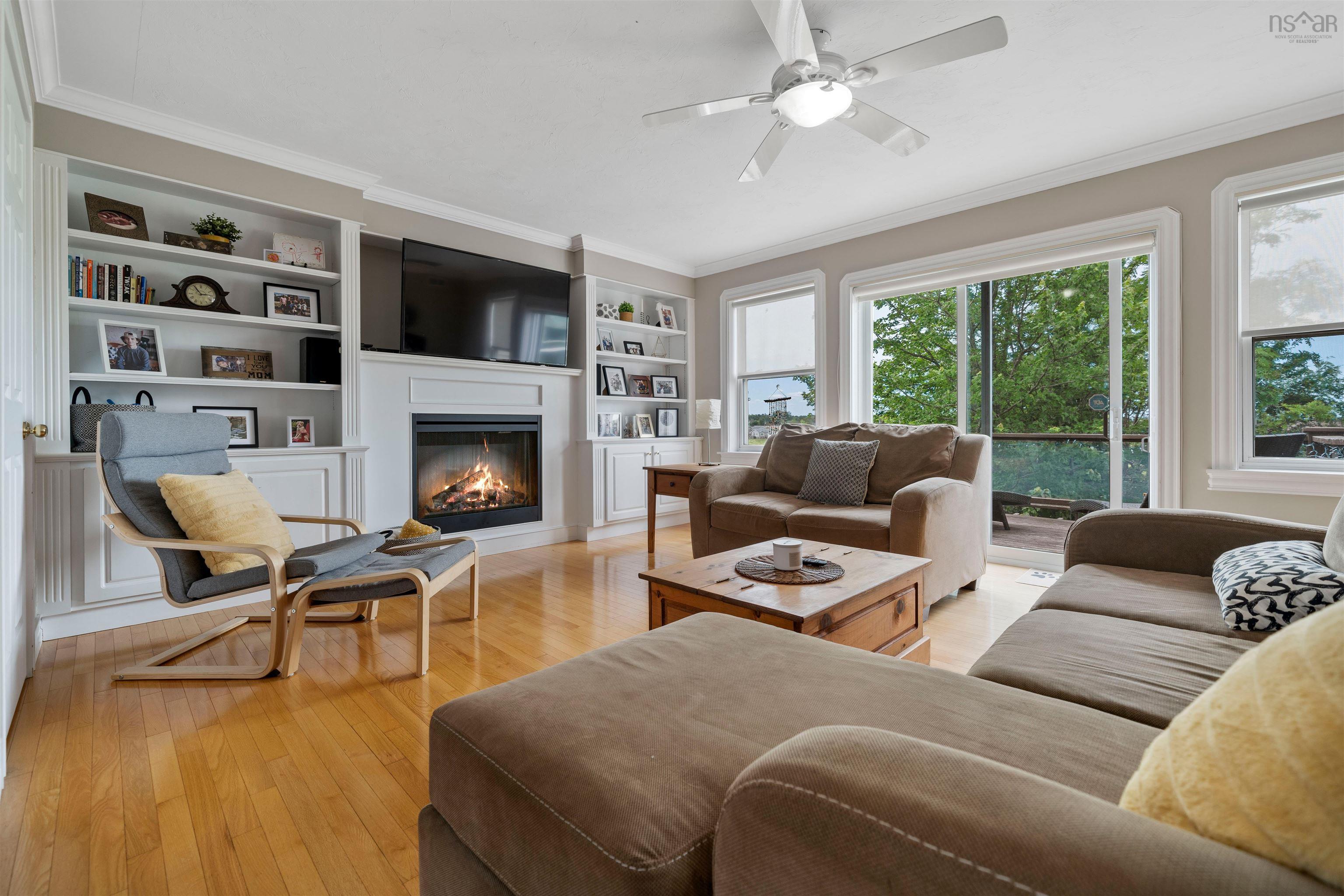 $539,900.00: 33 Abbey Road, Amherst