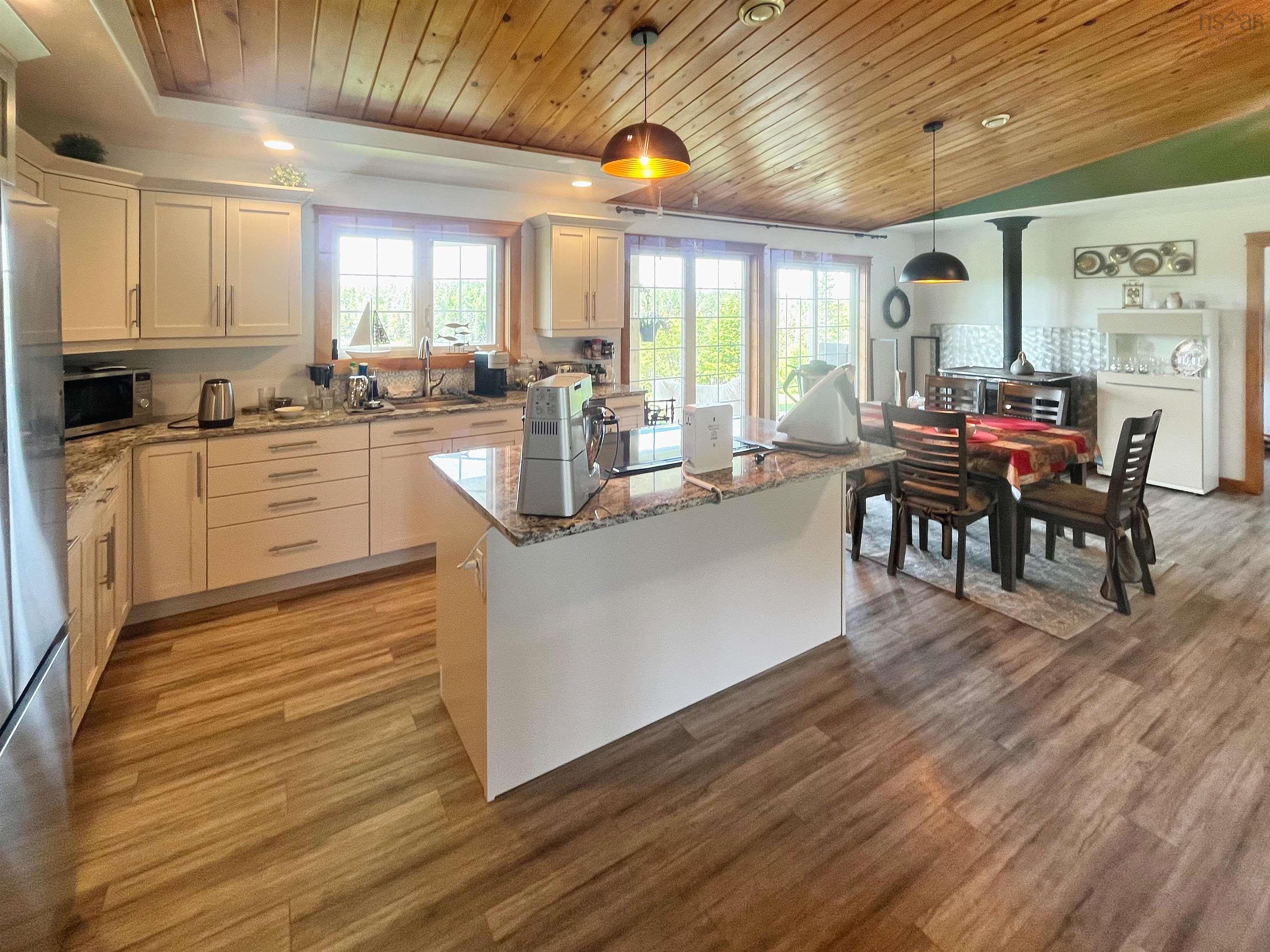 $699,000.00: 1757 St Peters Fourchu Road, Grand River