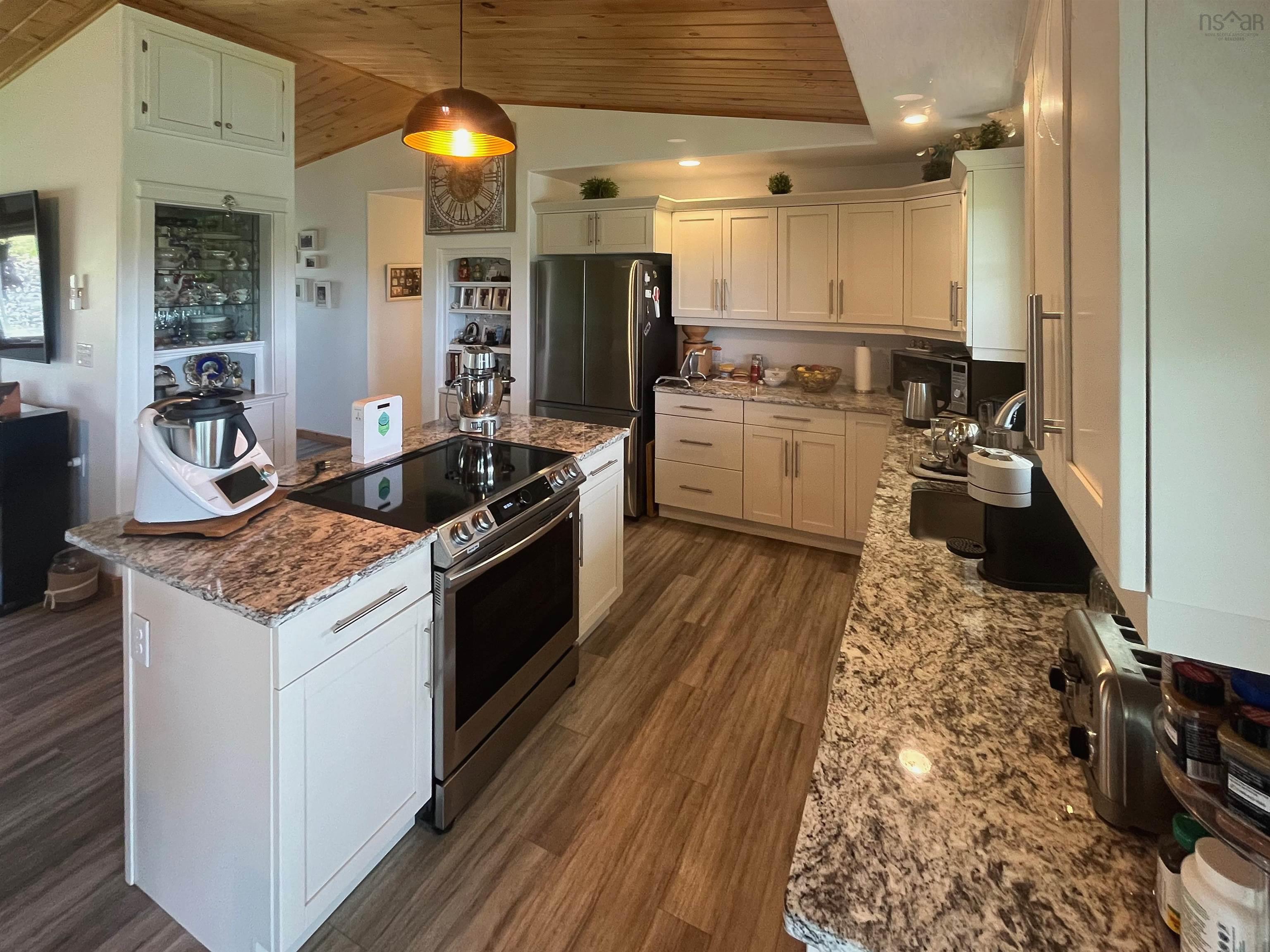 $699,000.00: 1757 St Peters Fourchu Road, Grand River
