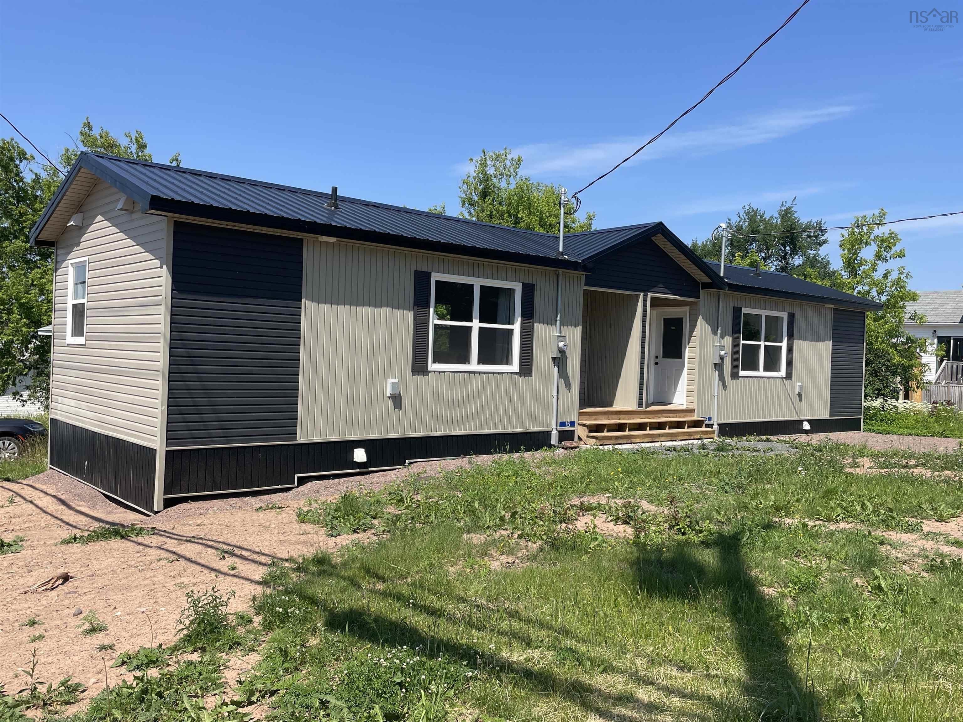 $199,900.00: 13-15 Mechanic Street, Springhill