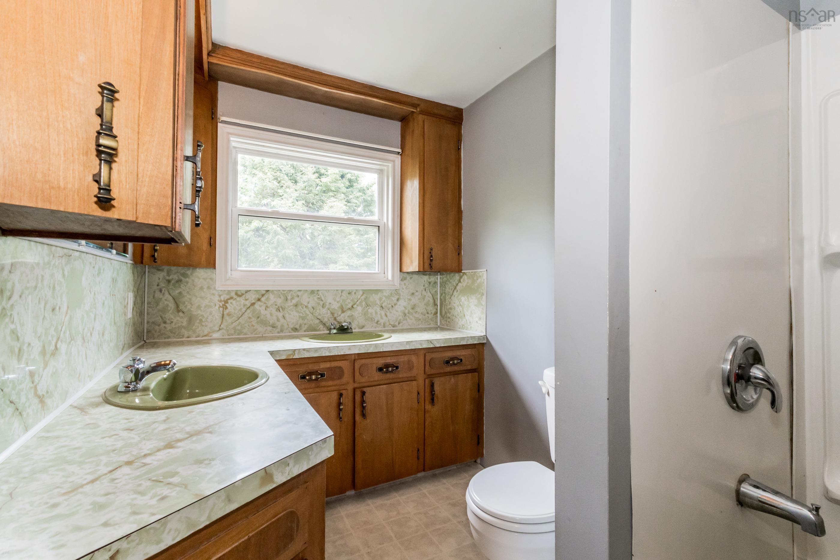 $192,500.00: 402 Saulnierville Road, Saulnierville