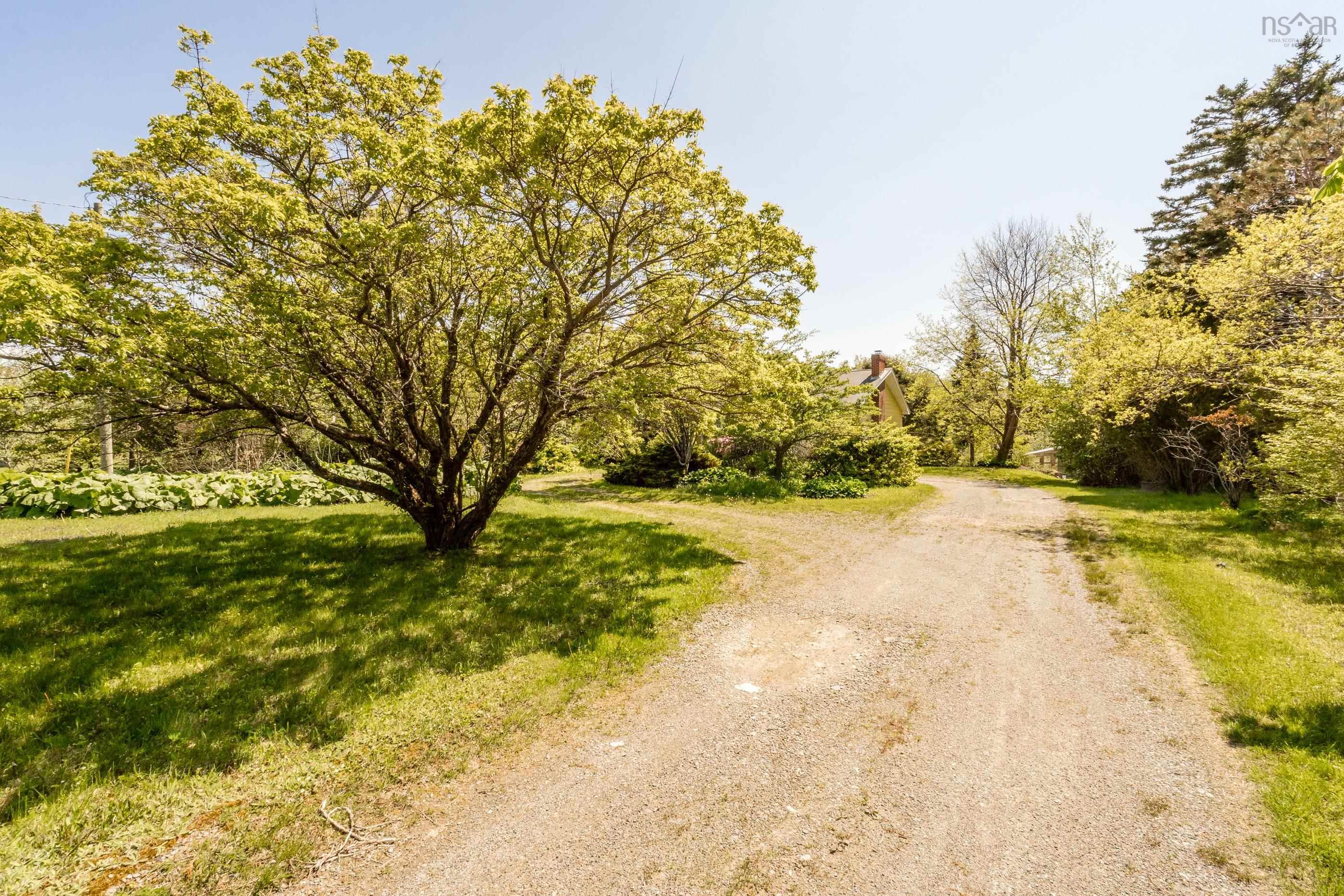 $192,500.00: 402 Saulnierville Road, Saulnierville