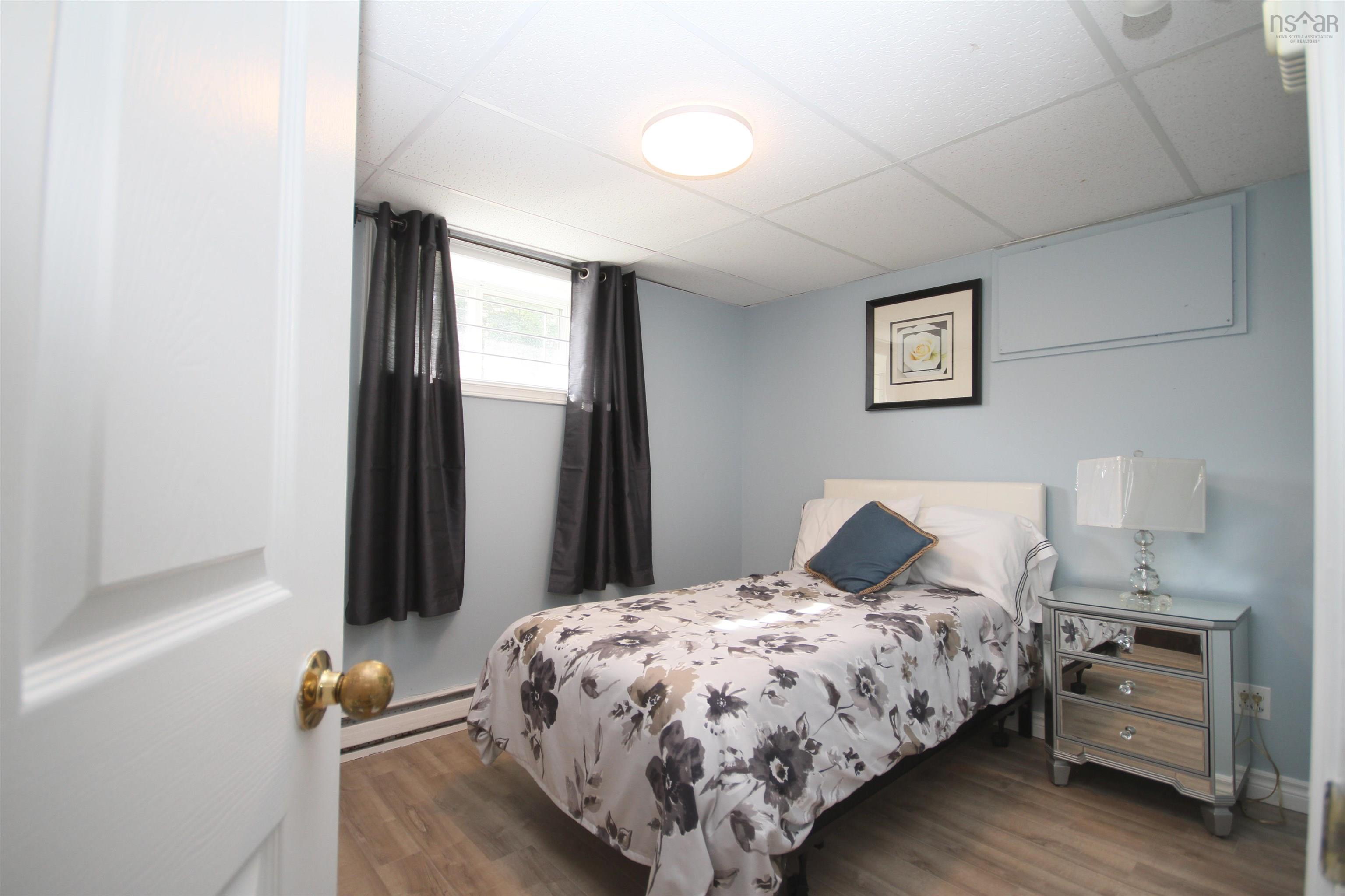 $204,900.00: 9653 Grenville Street, St. Peter
