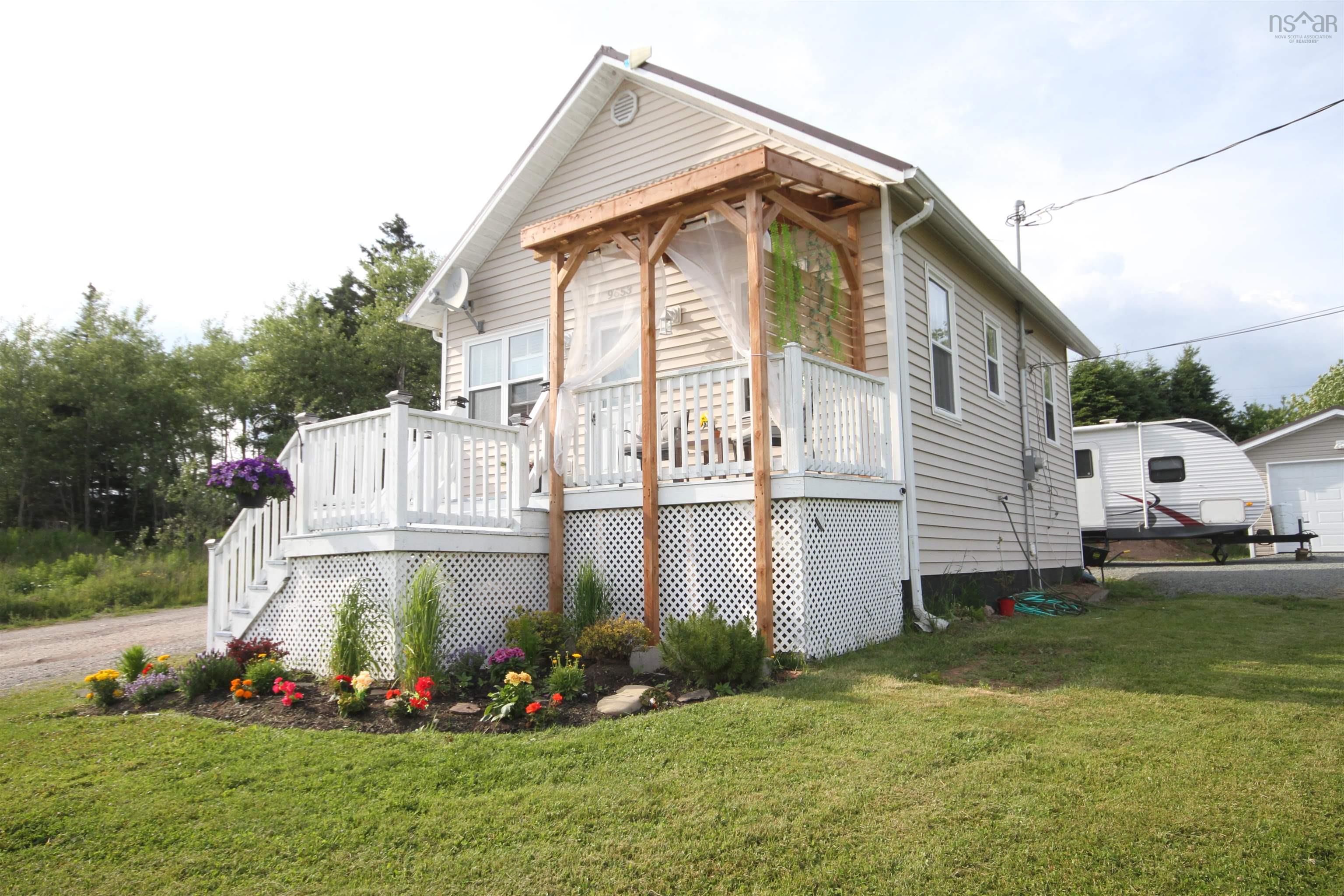 $204,900.00: 9653 Grenville Street, St. Peter