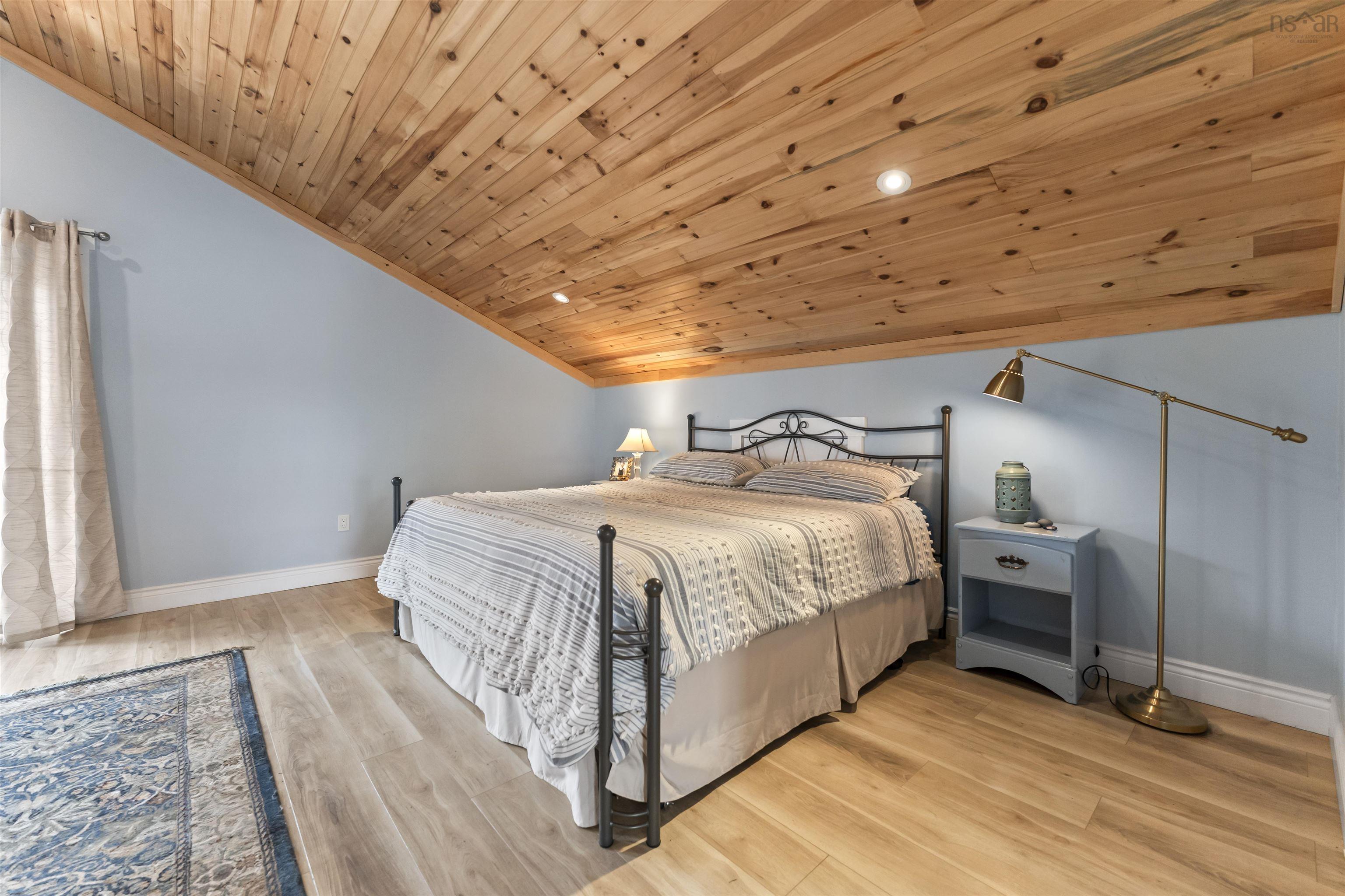 $599,000.00: 6 Massachusetts Road, Granville Centre