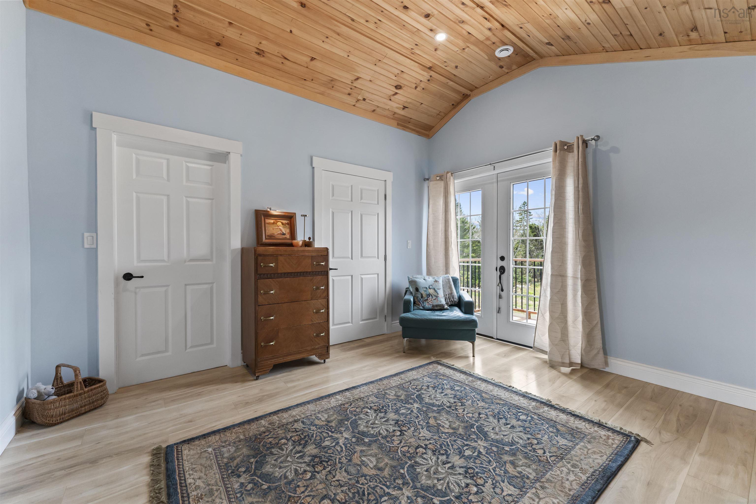 $599,000.00: 6 Massachusetts Road, Granville Centre