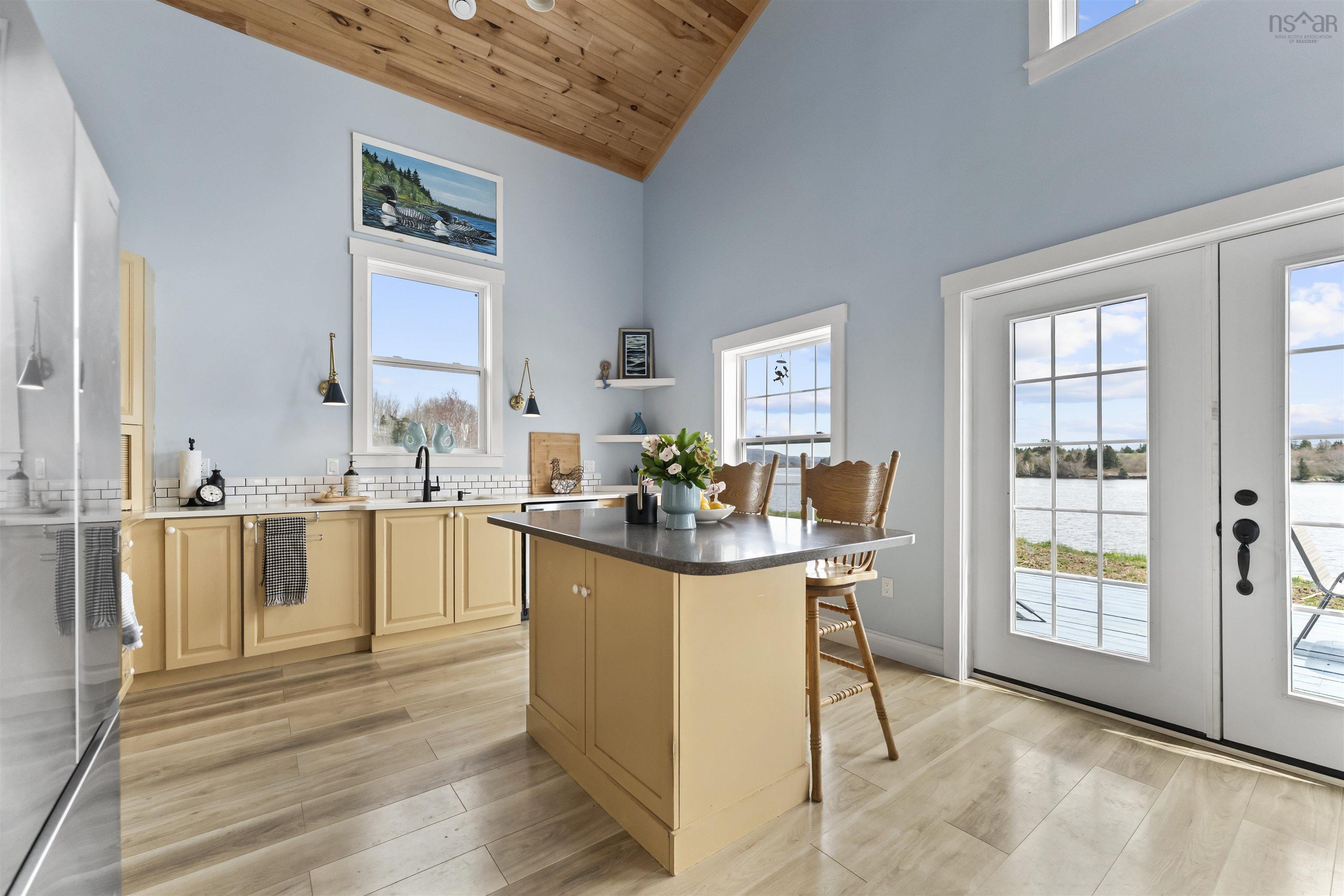 $599,000.00: 6 Massachusetts Road, Granville Centre