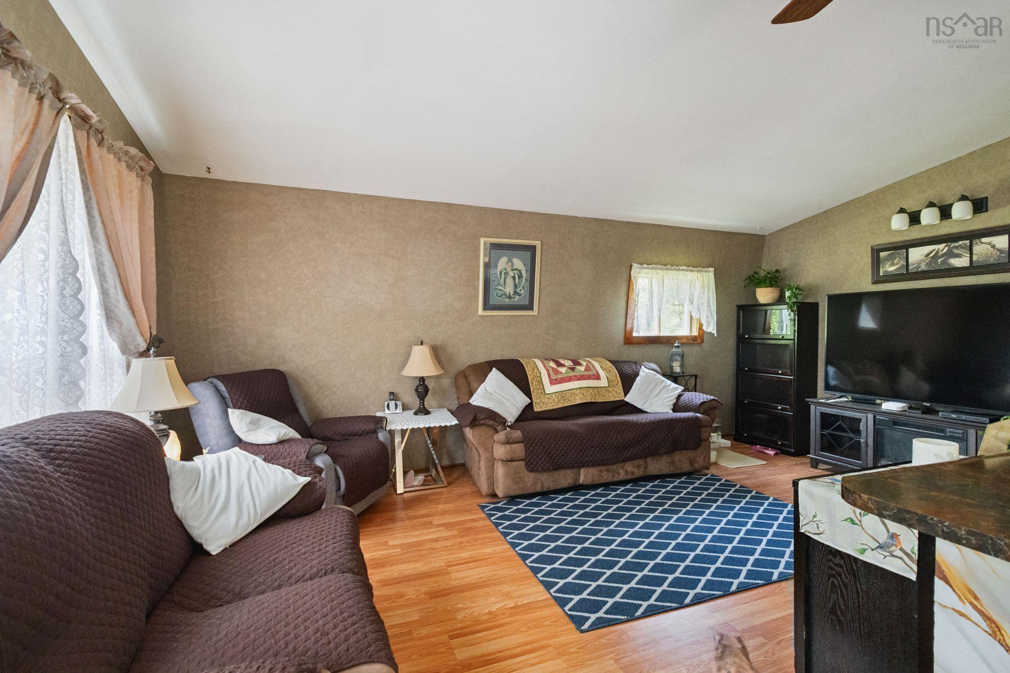 $274,900.00: 129 Bog Road, White Point