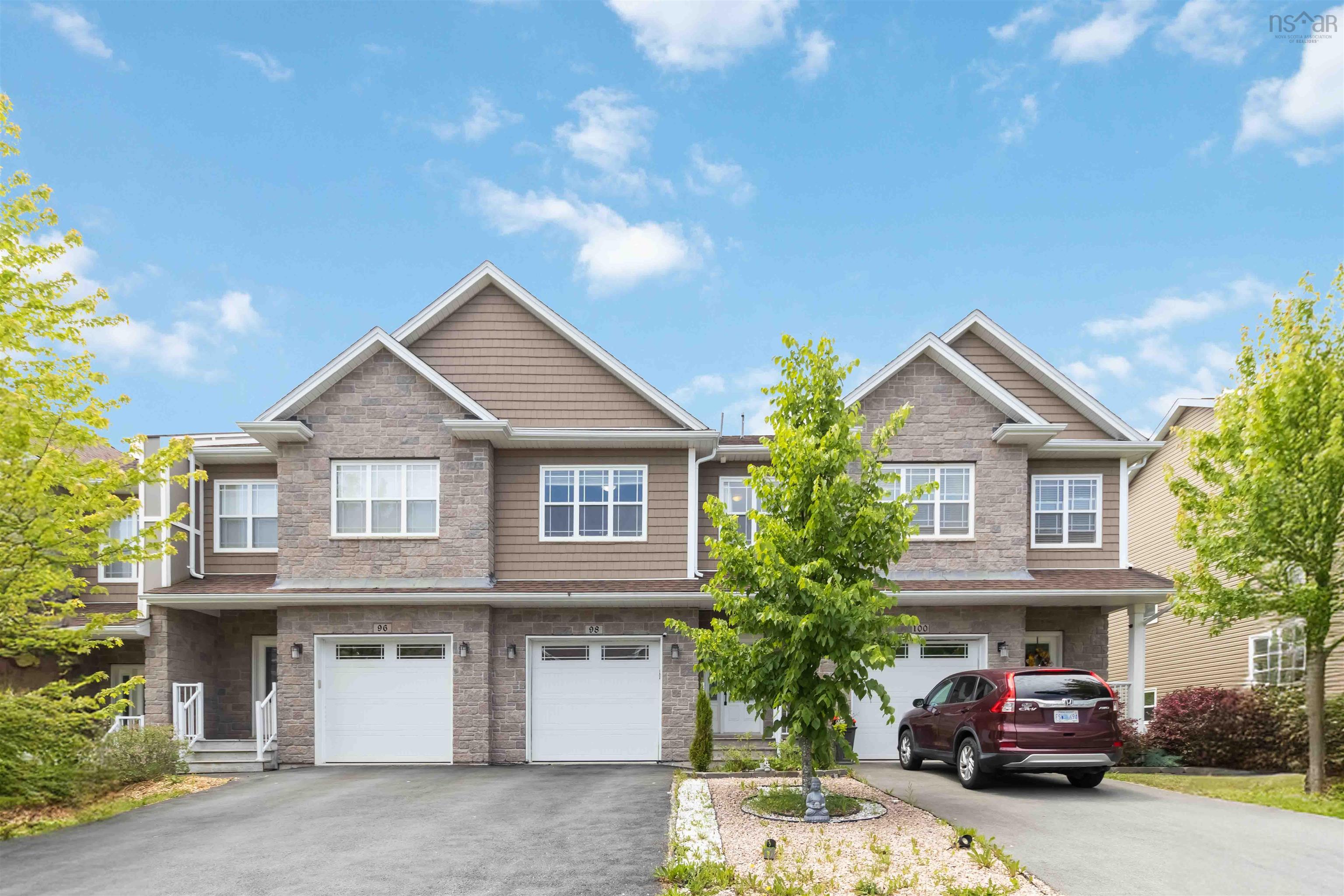 98 Larkview Terrace, Bedford, NS (MLS® 202516208)
