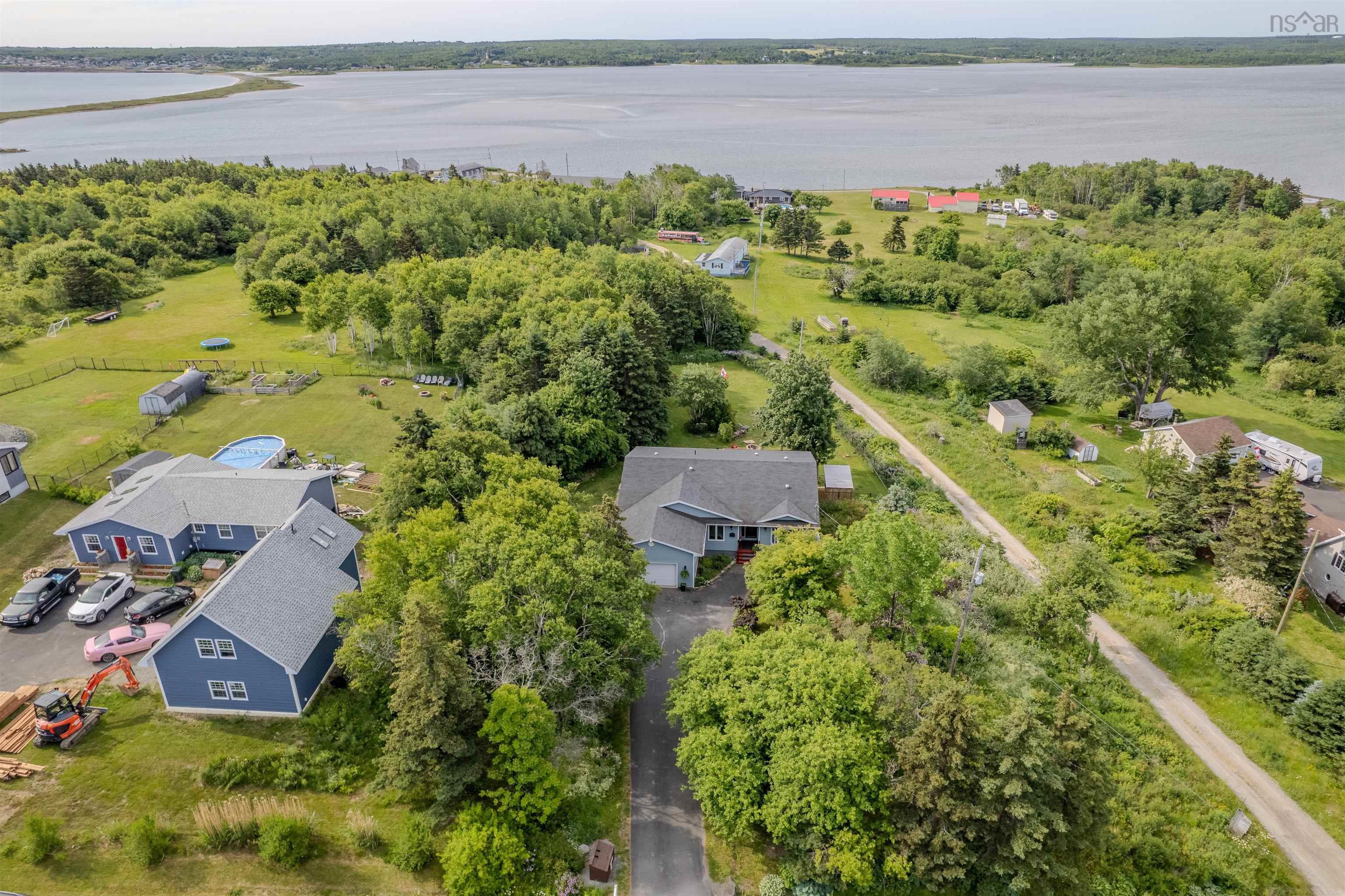 $595,500.00: 2660 Lingan Road, New Waterford