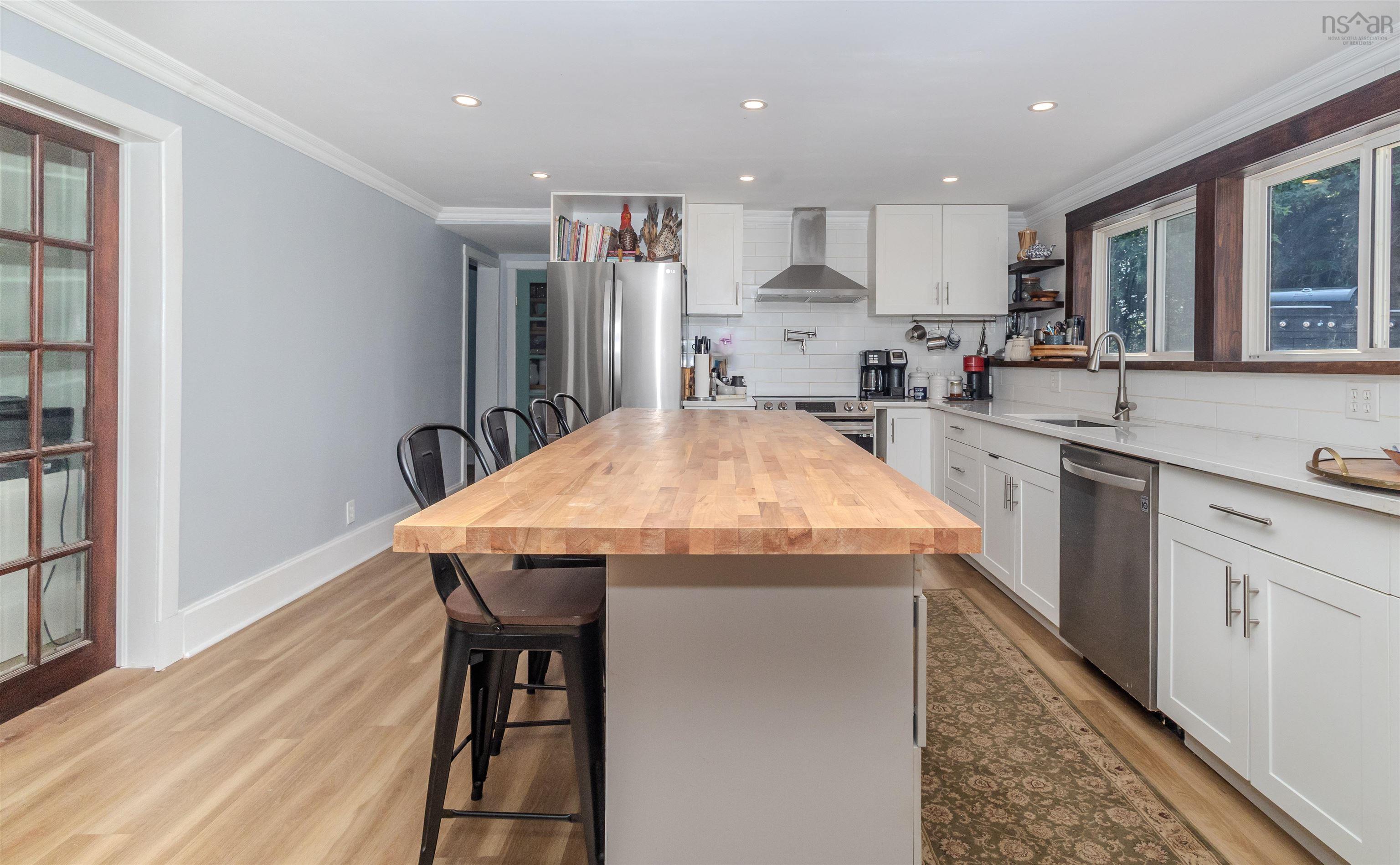 $595,500.00: 2660 Lingan Road, New Waterford