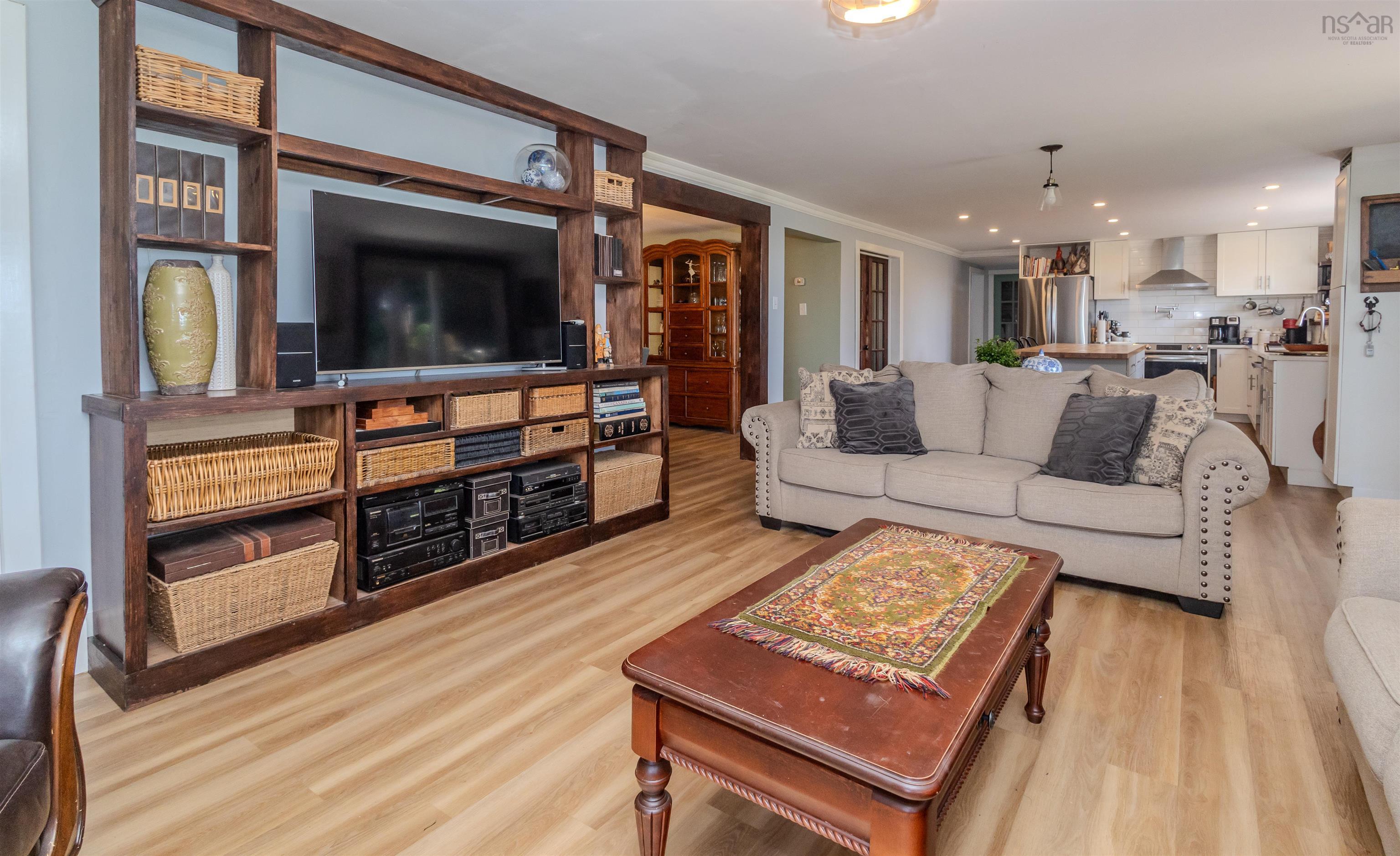 $595,500.00: 2660 Lingan Road, New Waterford